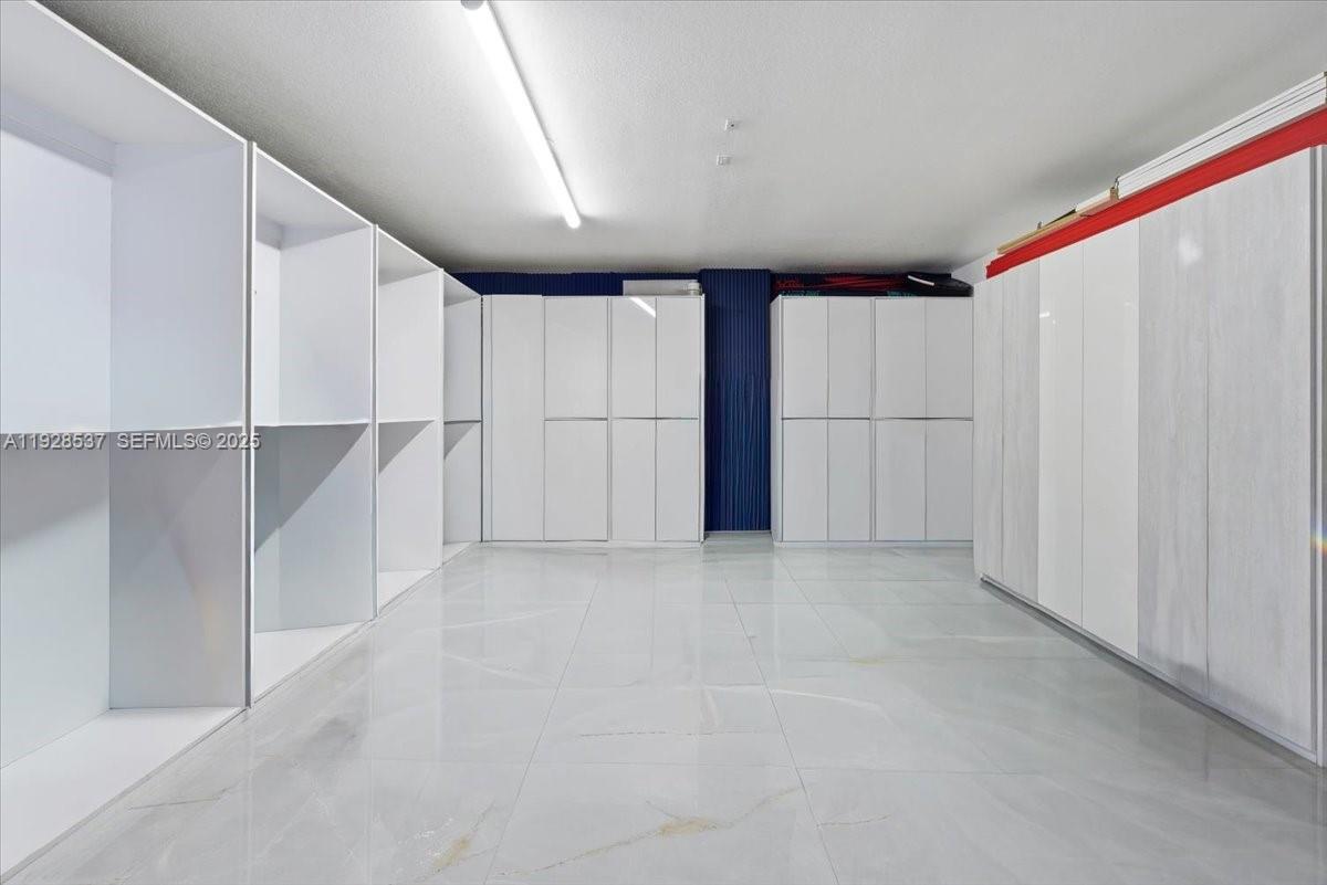 3522 W 86th Ter Hialeah, FL 33018