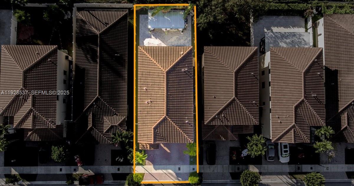 3522 W 86th Ter Hialeah, FL 33018