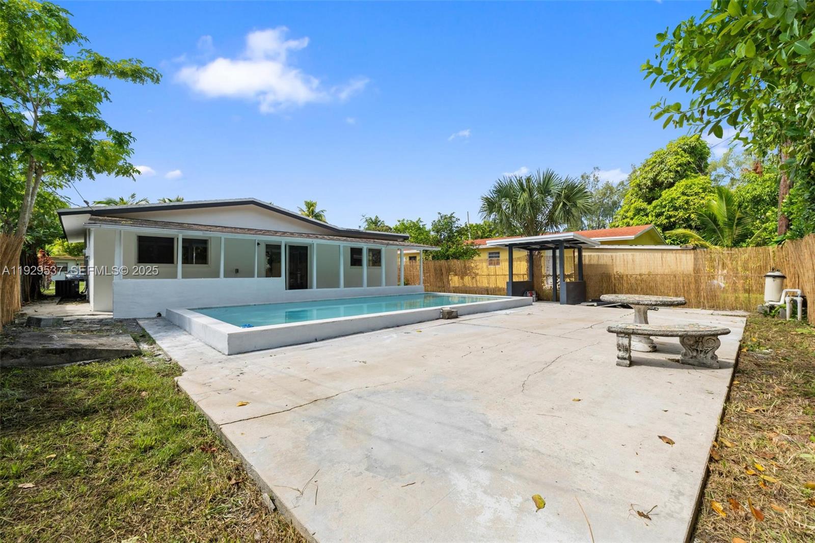 1431 NE 117th St Miami, FL 33161