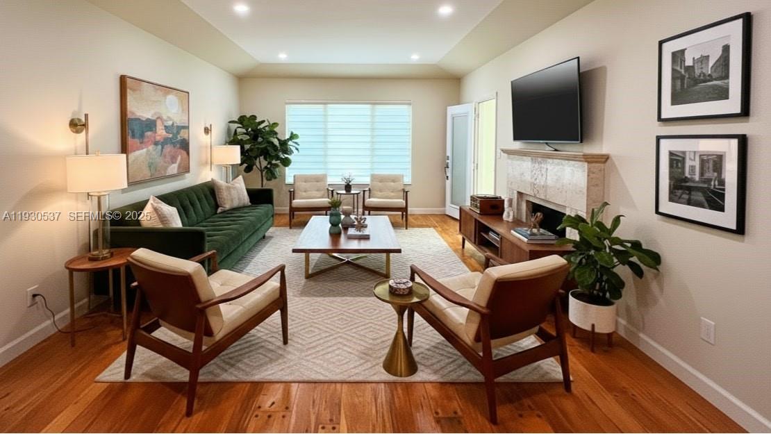 40 SW 30th Rd Miami, FL 33129