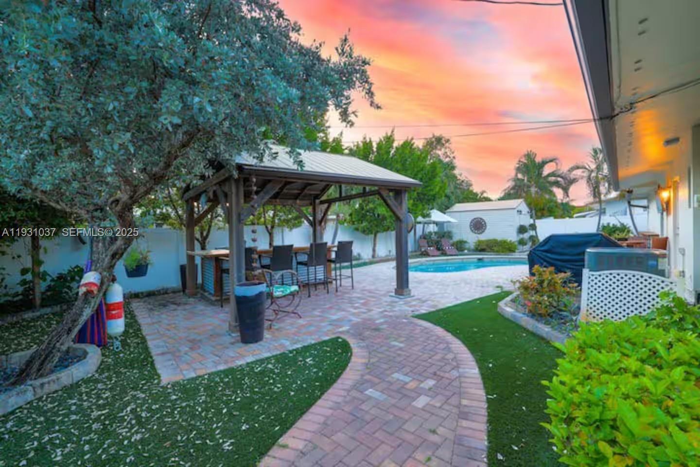 1311 NE 26th Ter Pompano Beach, FL 33062