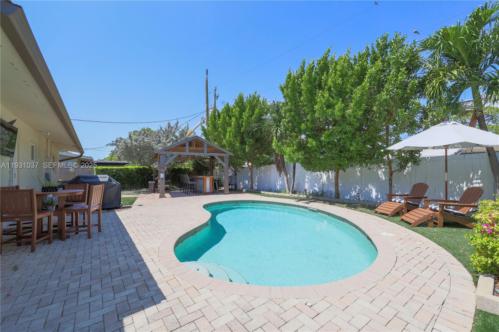 1311 NE 26th Ter Pompano Beach, FL 33062