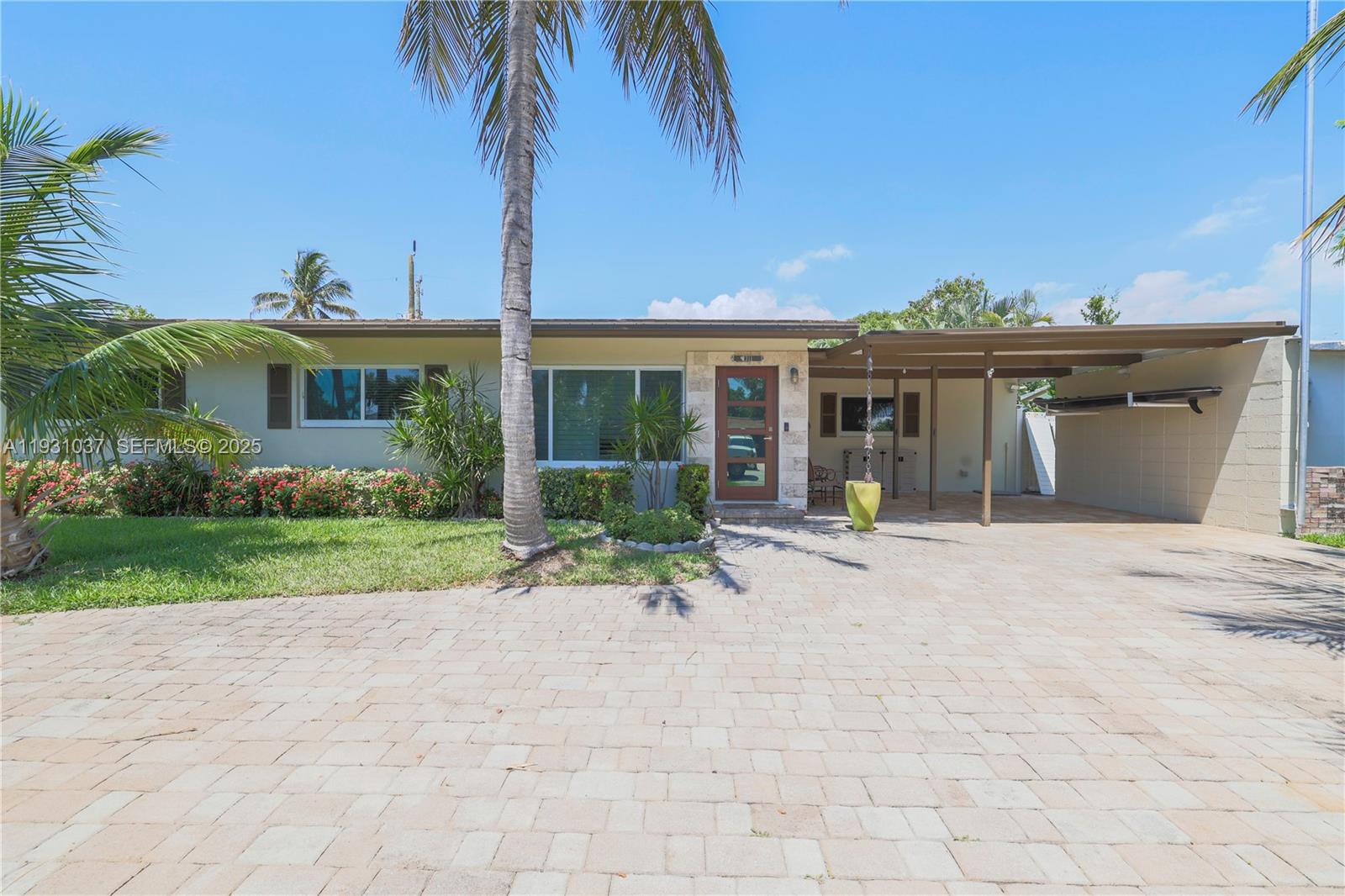 1311 NE 26th Ter Pompano Beach, FL 33062