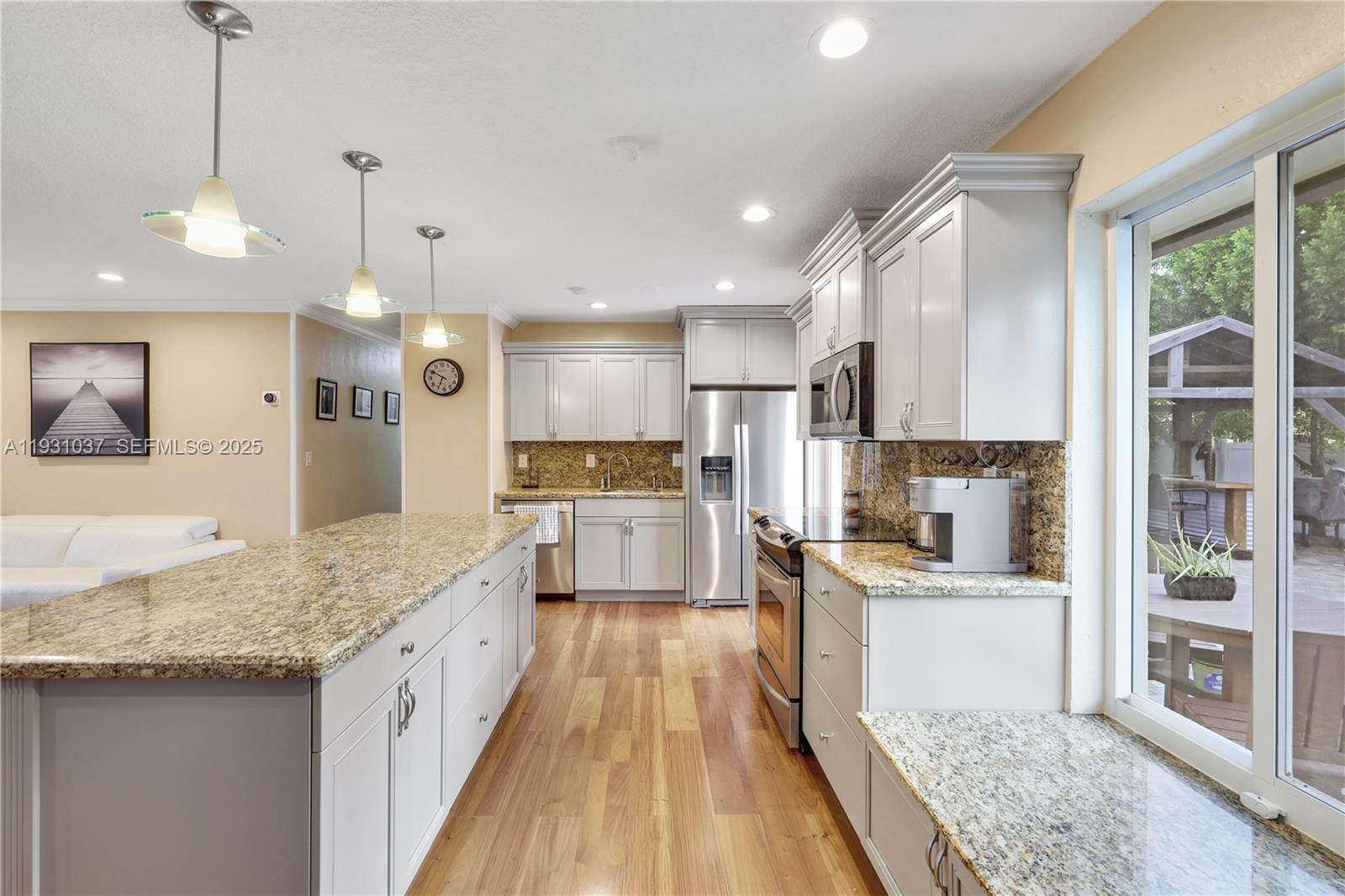 1311 NE 26th Ter Pompano Beach, FL 33062