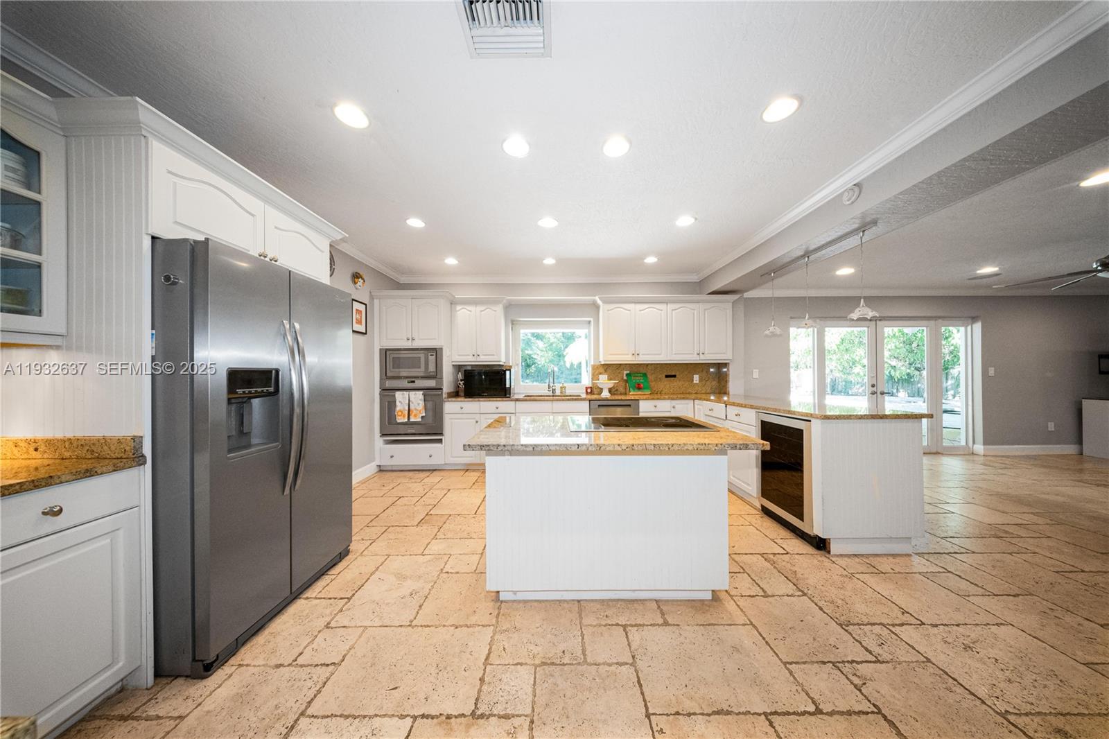 10900 SW 90th Ave Miami, FL 33176