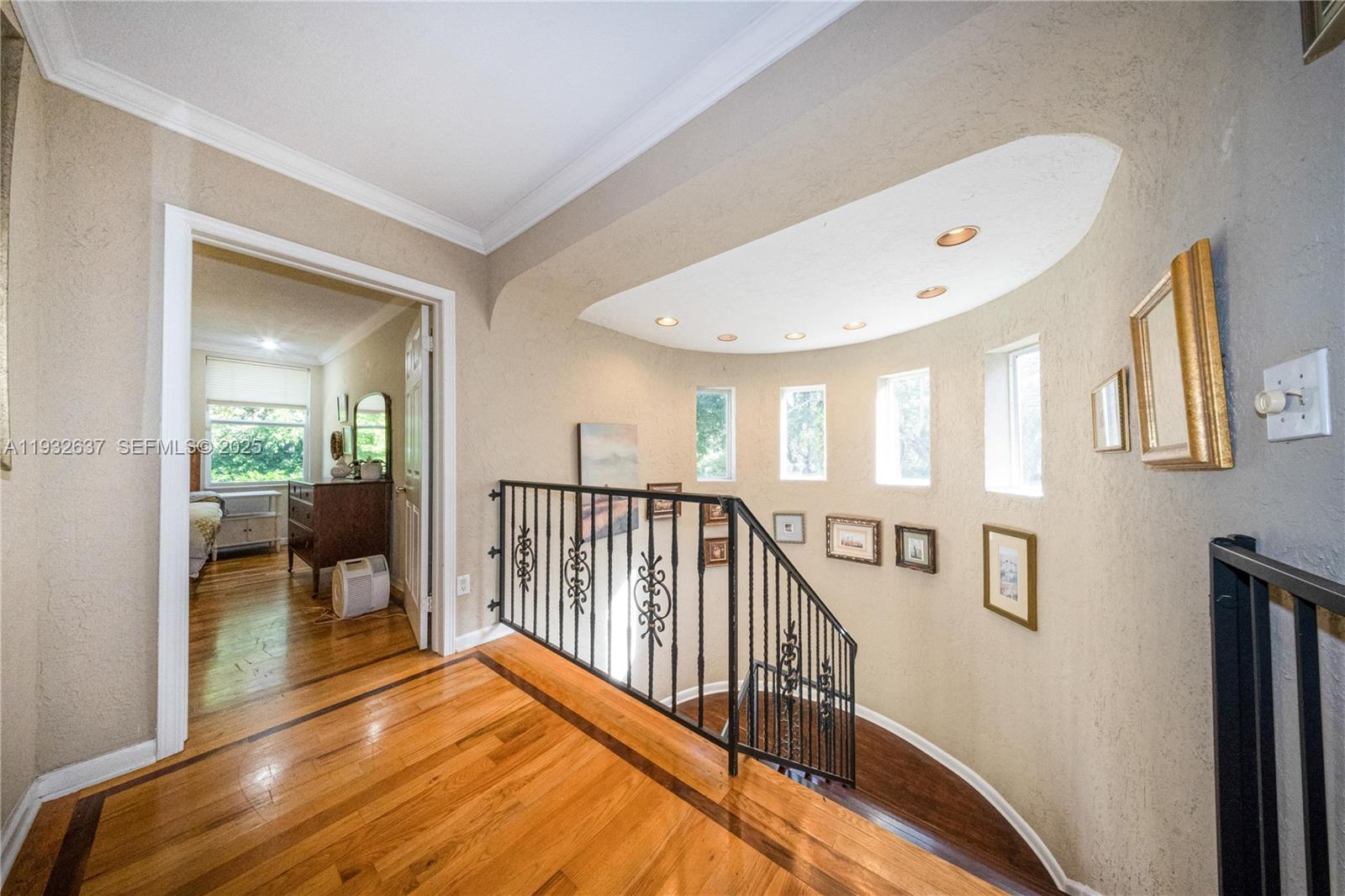 10900 SW 90th Ave Miami, FL 33176