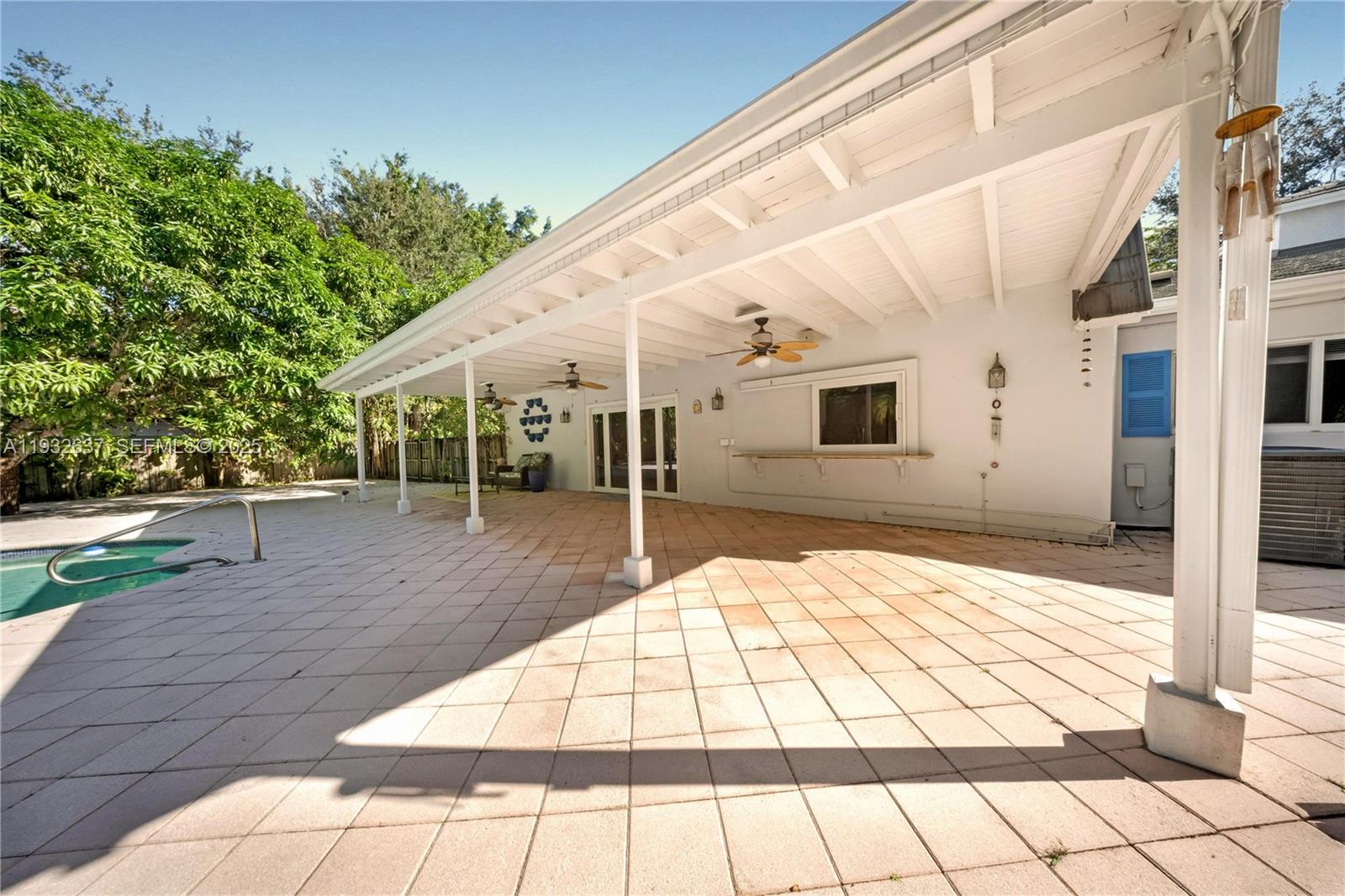 10900 SW 90th Ave Miami, FL 33176