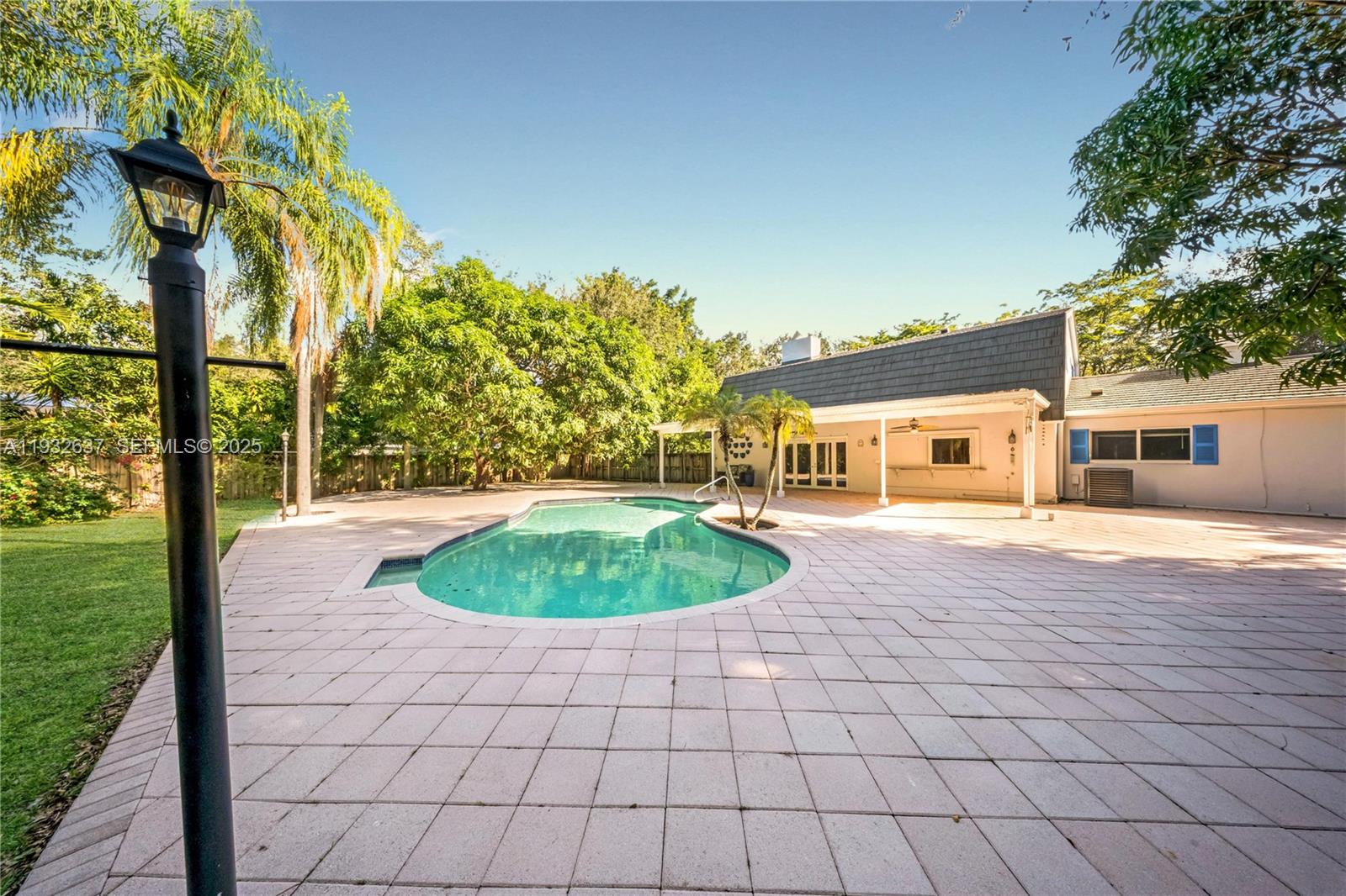 10900 SW 90th Ave Miami, FL 33176