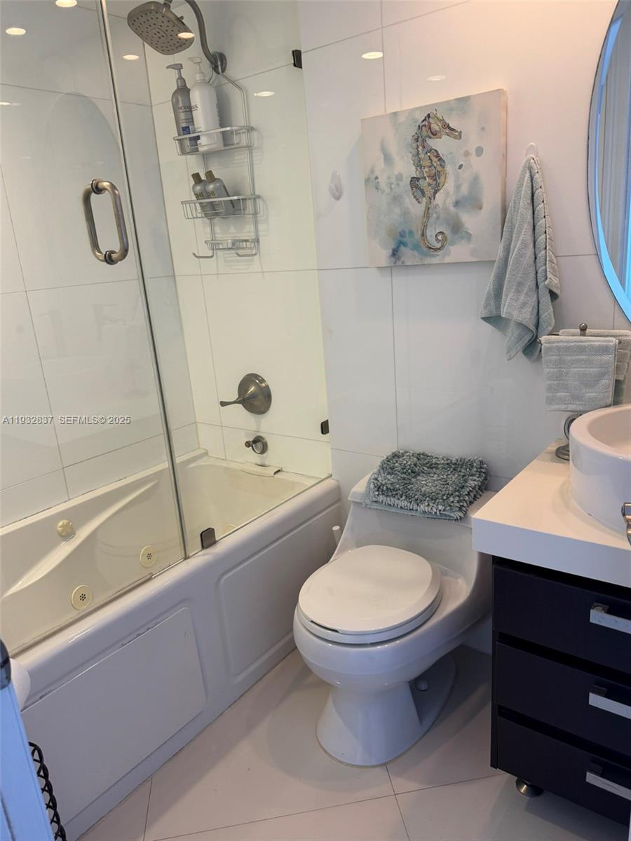 3300 NE 192nd St #PH01 Aventura, FL 33180