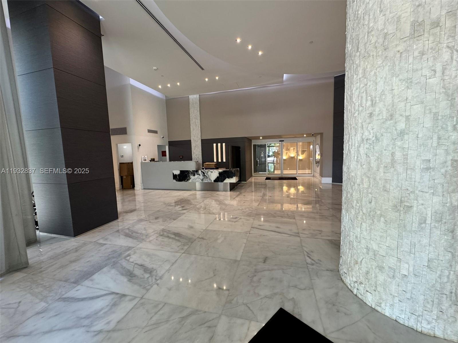 3300 NE 192nd St #PH01 Aventura, FL 33180