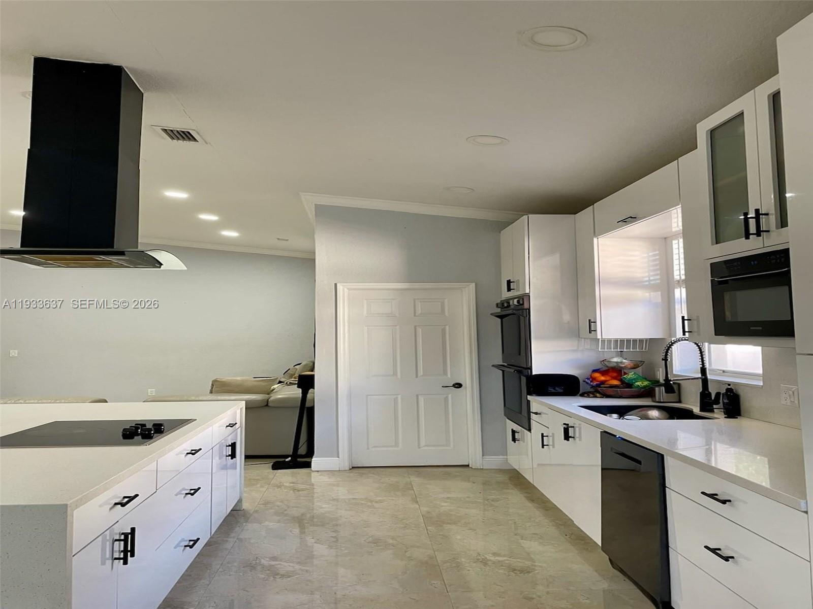 13877 SW 50th St Miramar, FL 33027