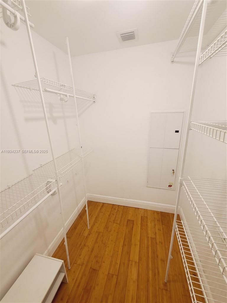 image Latitude on the River12