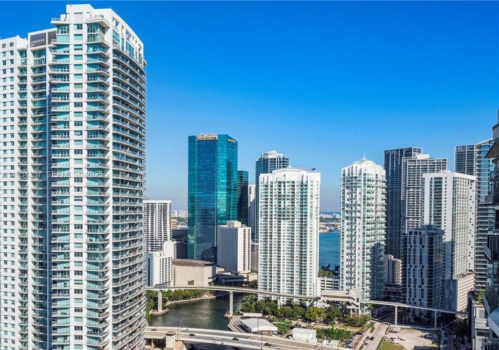 image Latitude on the River1