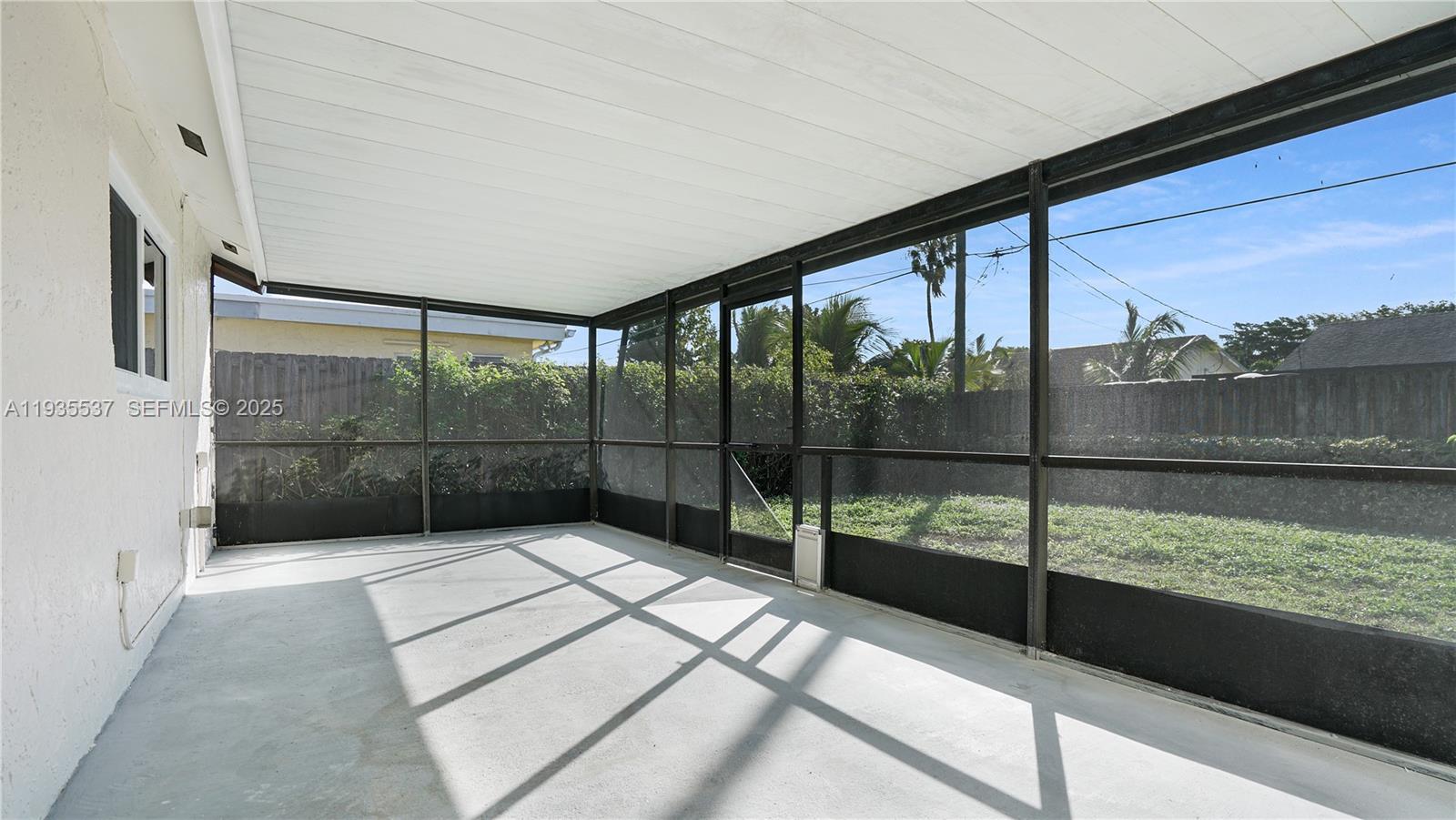 11440 NW 46th Pl Sunrise, FL 33323