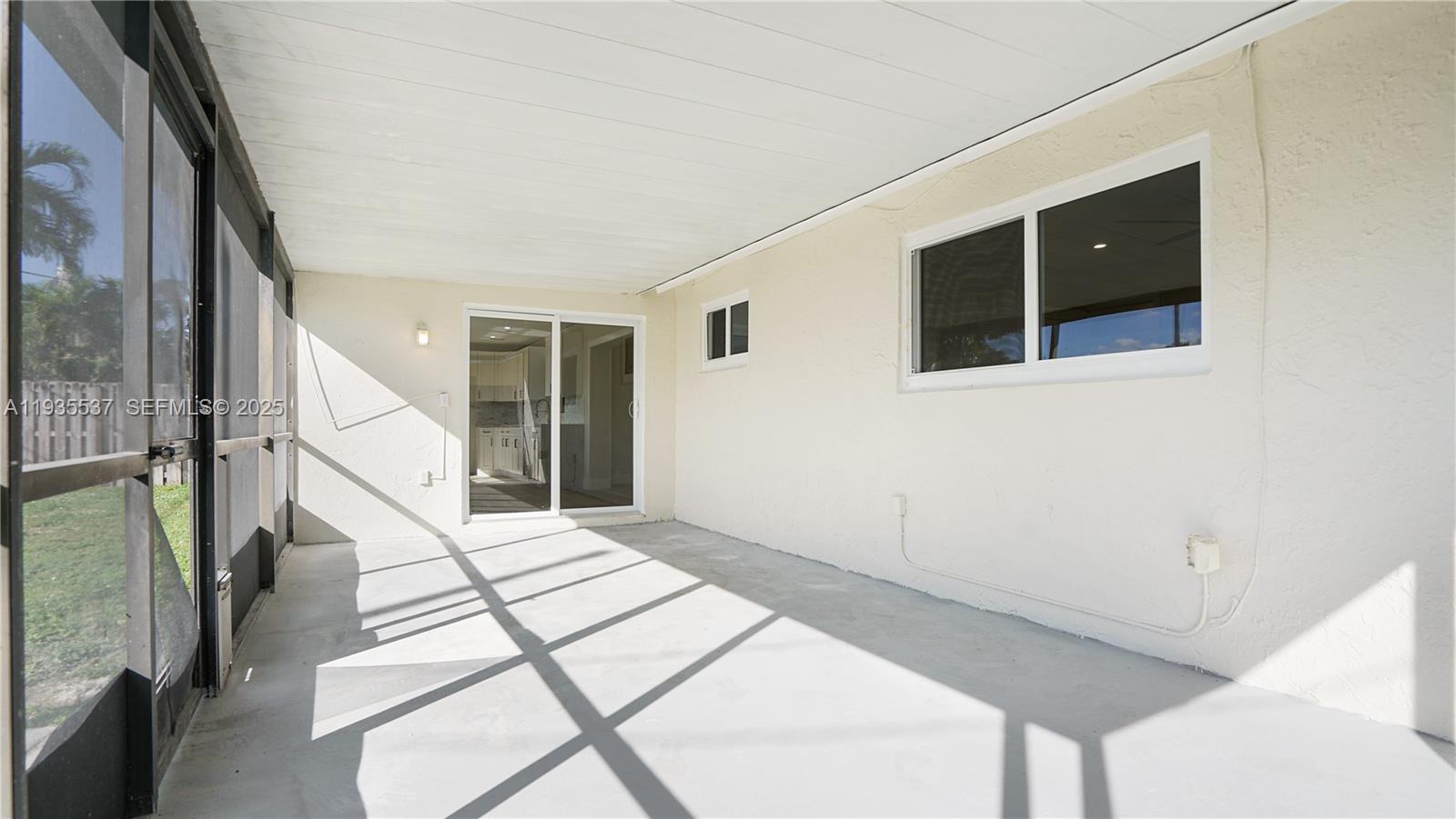 11440 NW 46th Pl Sunrise, FL 33323