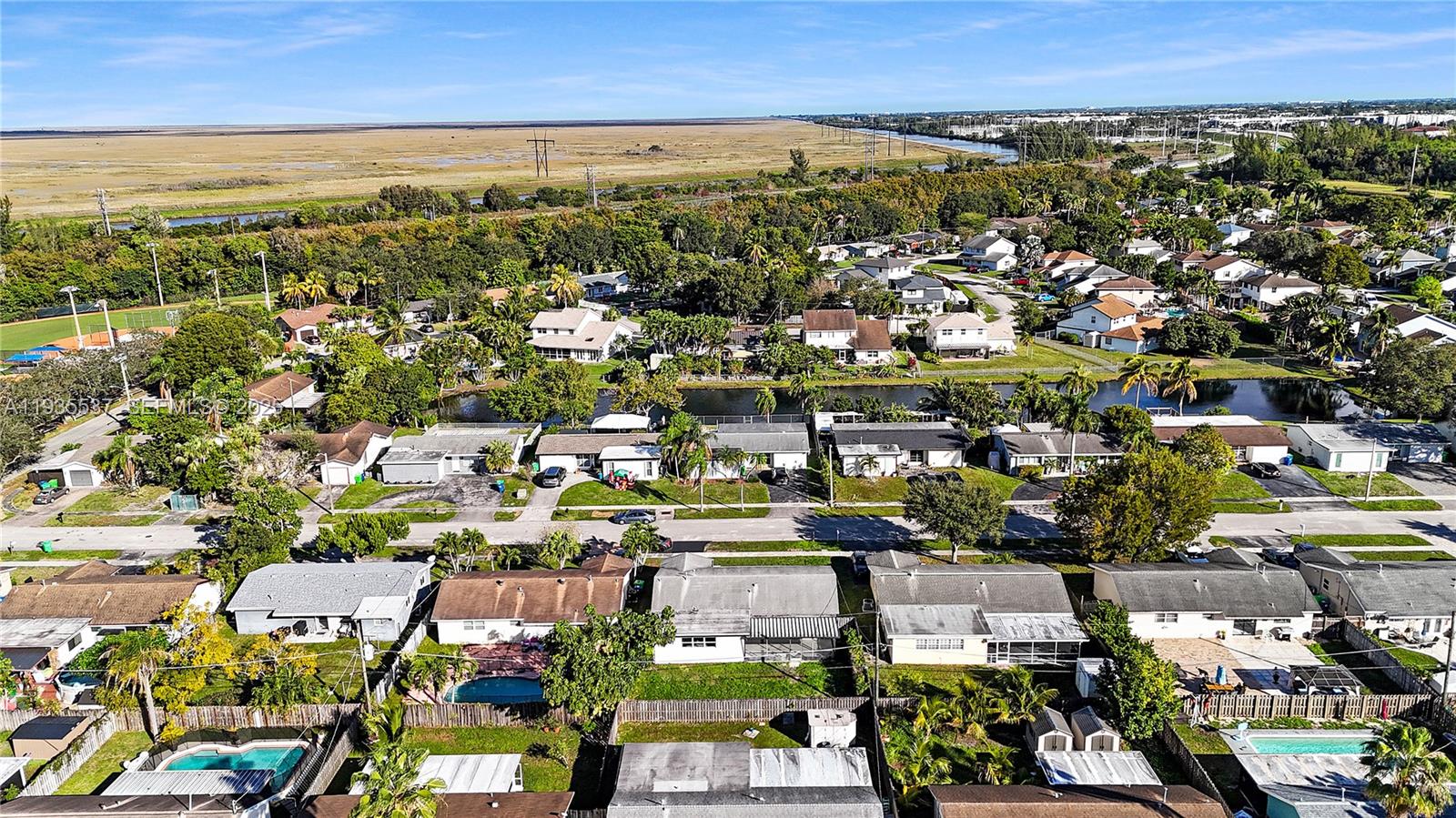 11440 NW 46th Pl Sunrise, FL 33323