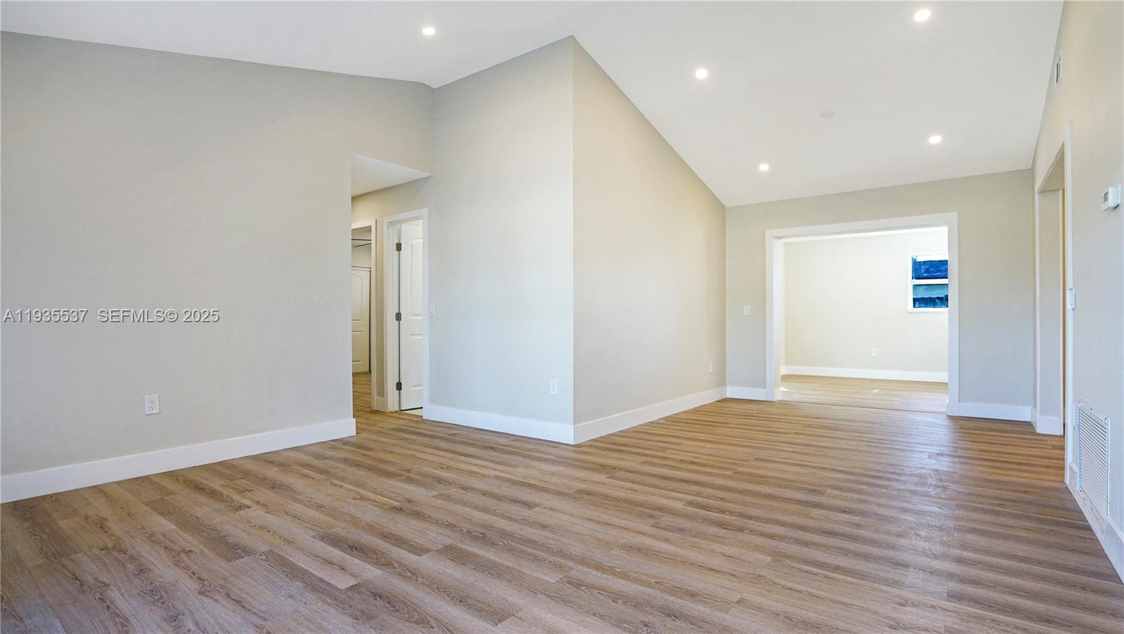 11440 NW 46th Pl Sunrise, FL 33323