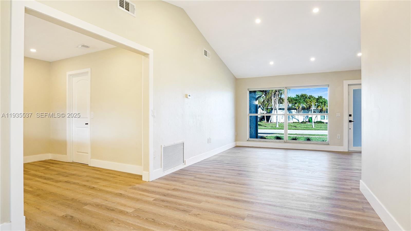 11440 NW 46th Pl Sunrise, FL 33323