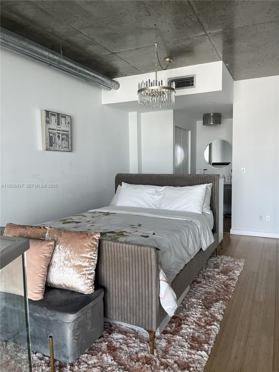 690 SW 1st Ct #1709 Miami, FL 33130