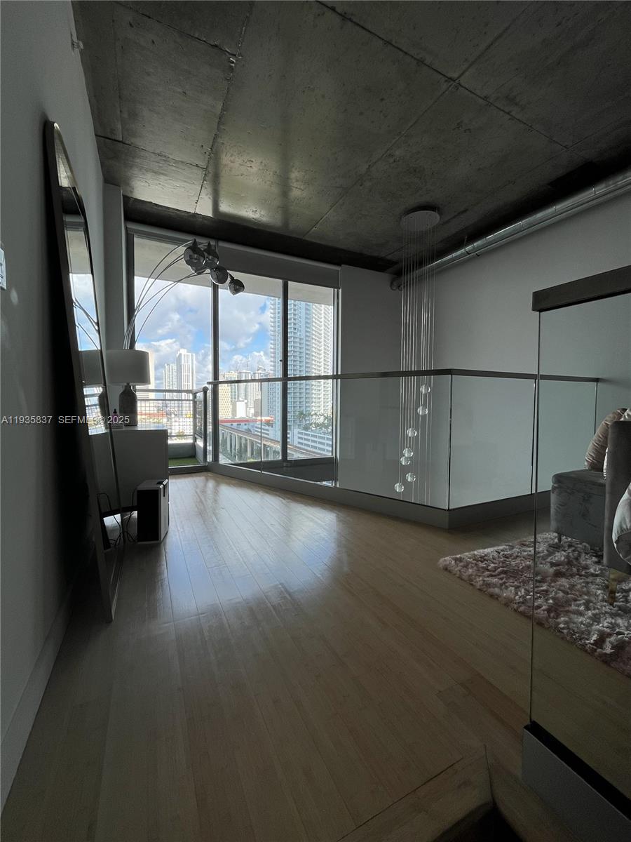 690 SW 1st Ct #1709 Miami, FL 33130