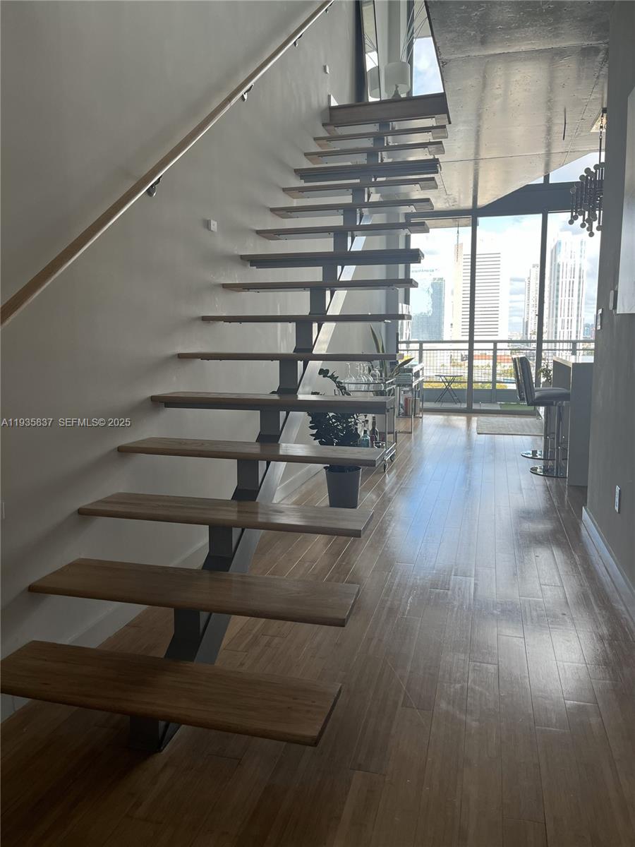 690 SW 1st Ct #1709 Miami, FL 33130