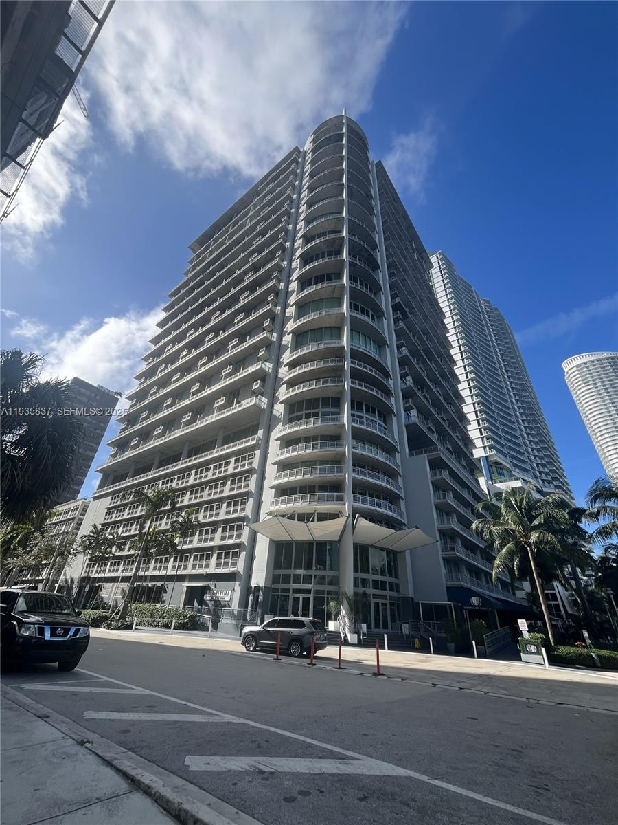 690 SW 1st Ct #1709 Miami, FL 33130