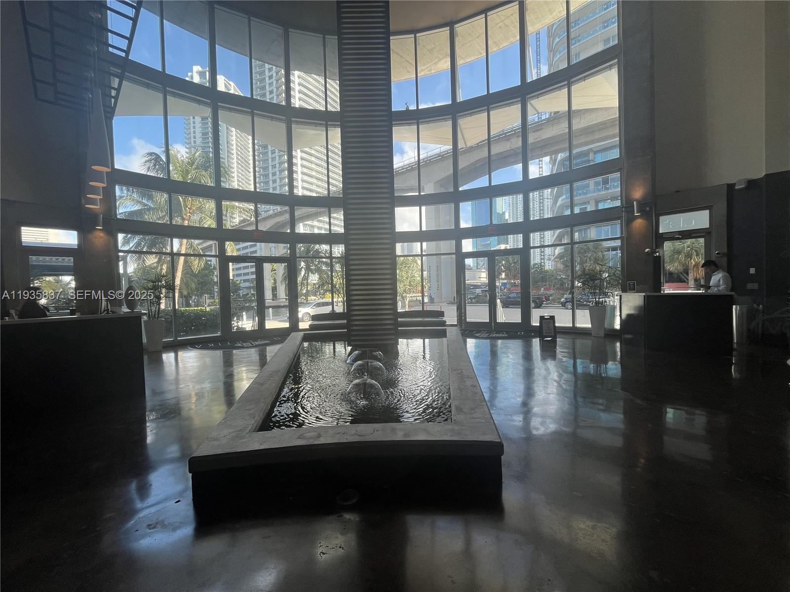 690 SW 1st Ct #1709 Miami, FL 33130