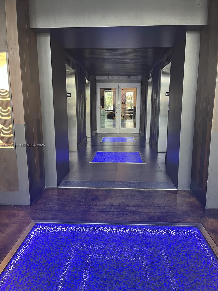 690 SW 1st Ct #1709 Miami, FL 33130