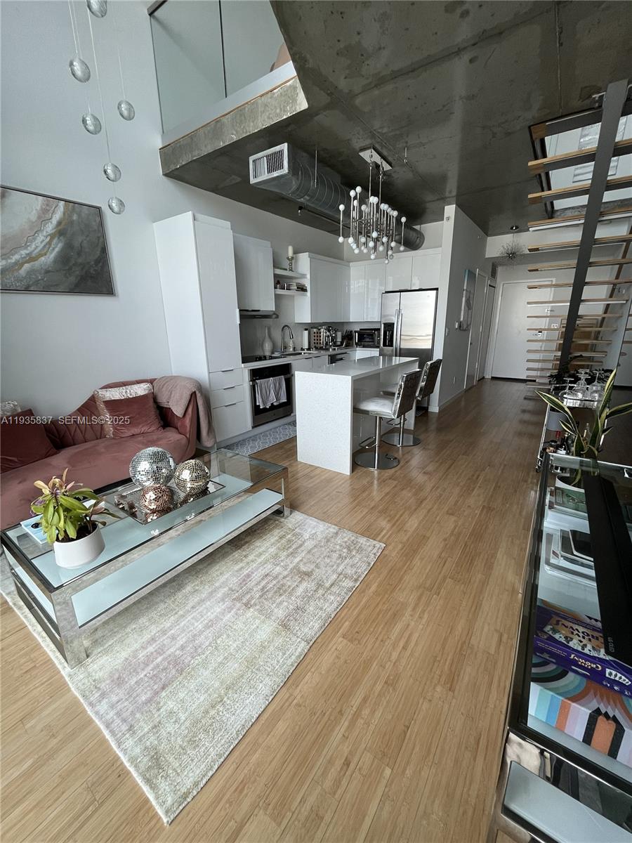 690 SW 1st Ct #1709 Miami, FL 33130