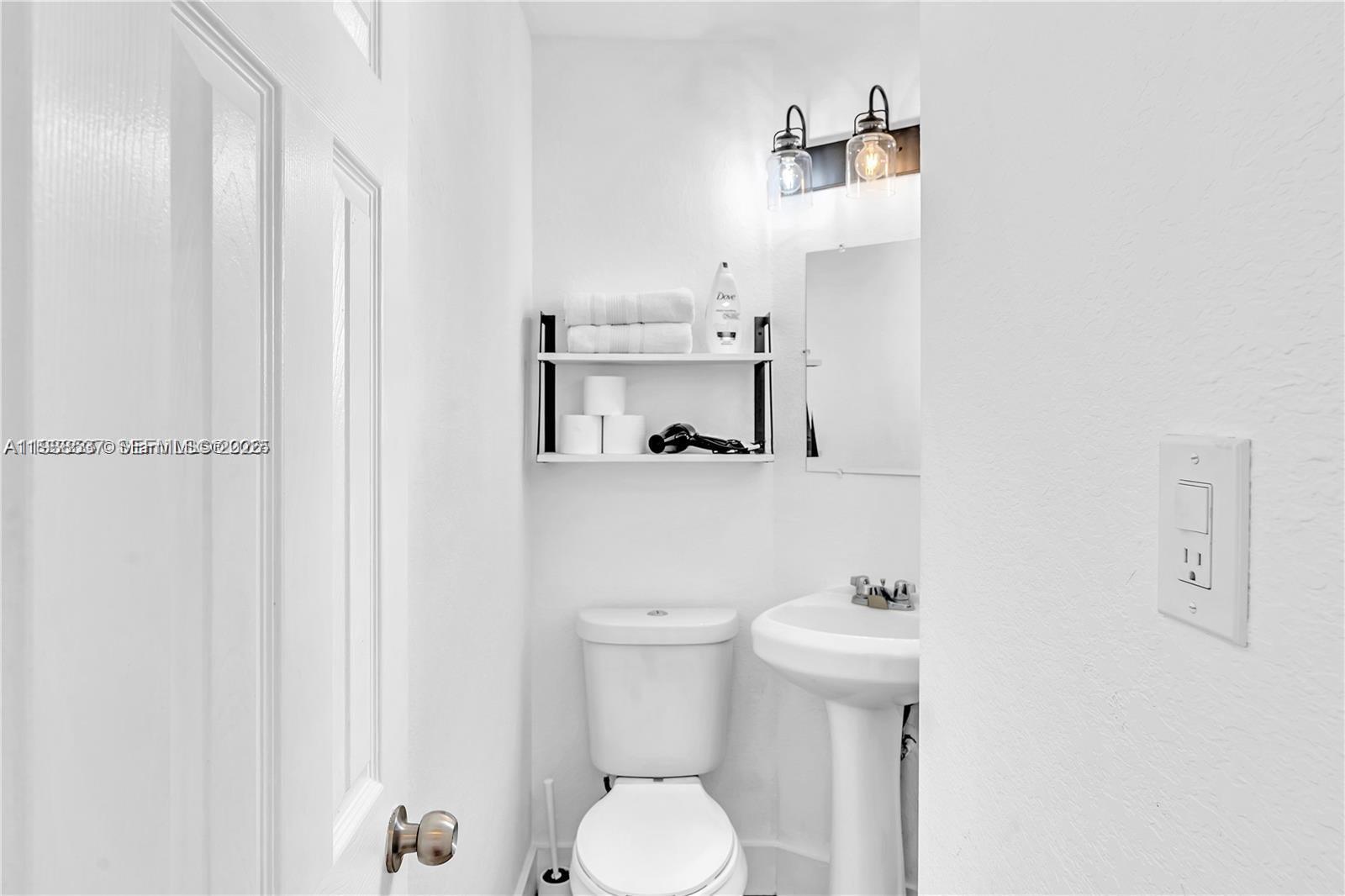 3920 Garden Ave #14 Miami Beach, FL 33140