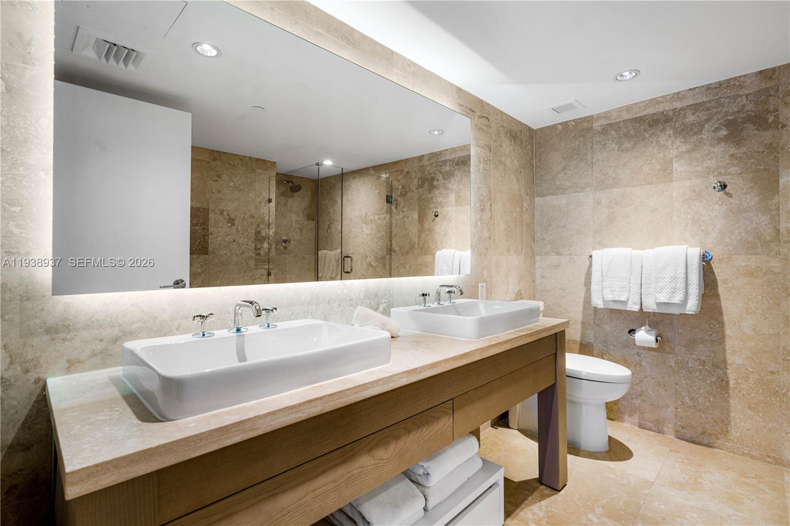 image 1 Hotel & Homes22