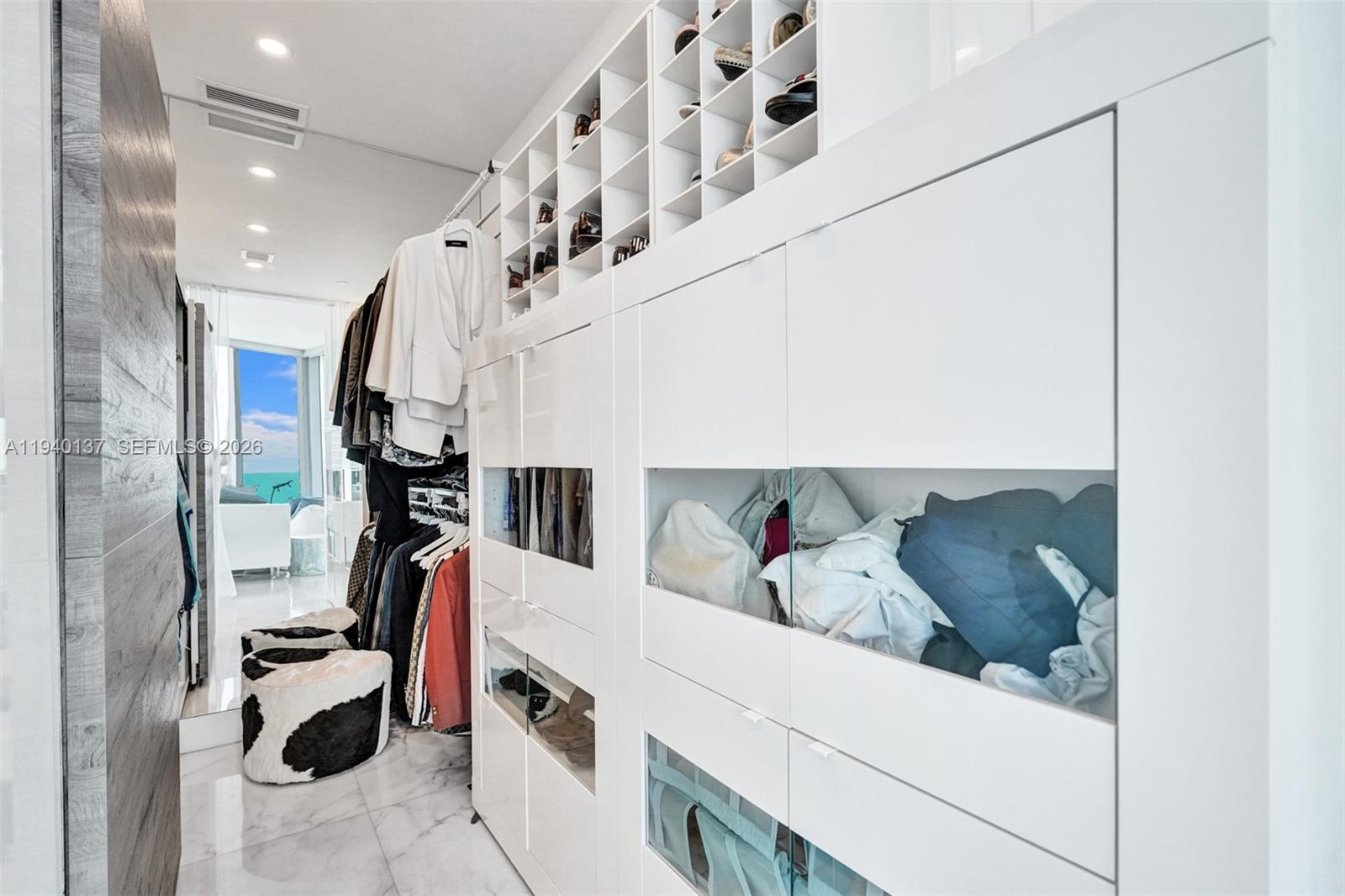 image Chateau Beach Condo18