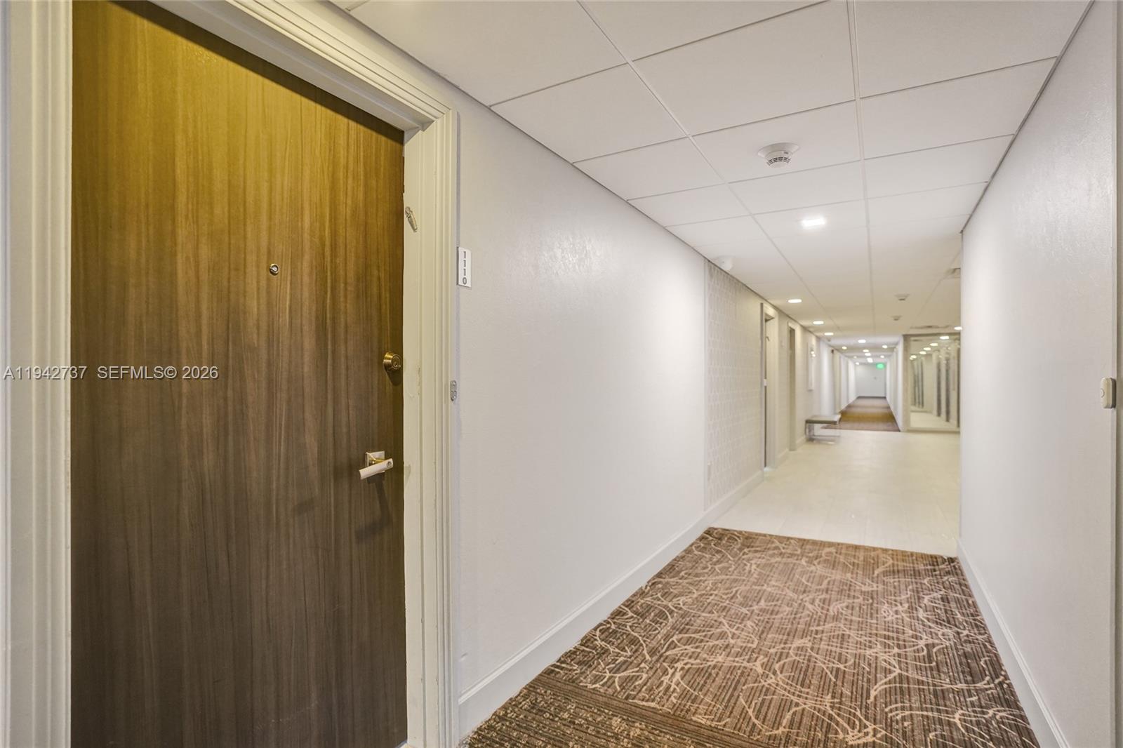 300 Bayview Dr #1110 Sunny Isles Beach, FL 33160