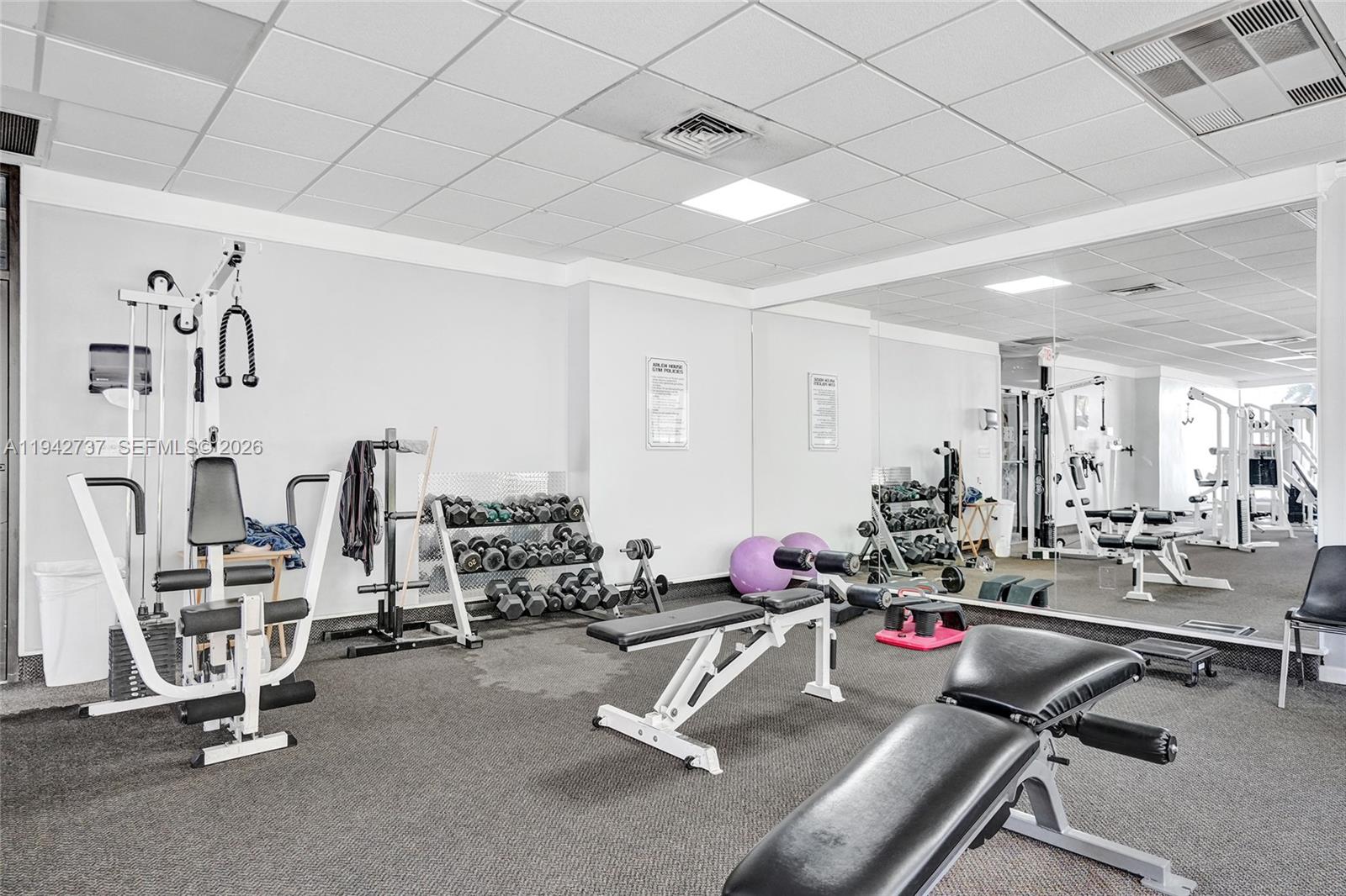 300 Bayview Dr #1110 Sunny Isles Beach, FL 33160