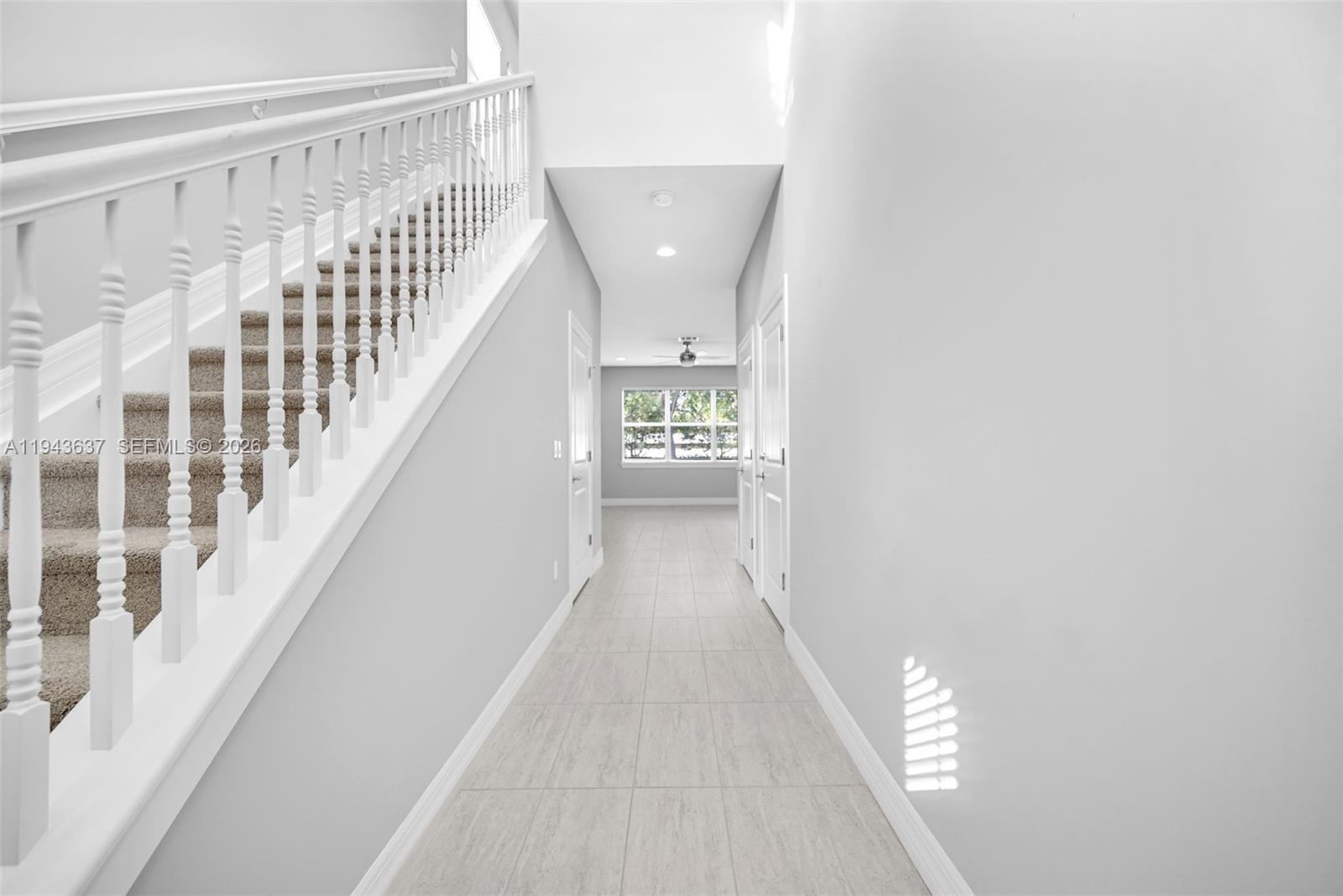 964 Banyan Dr Hollywood, FL 33021