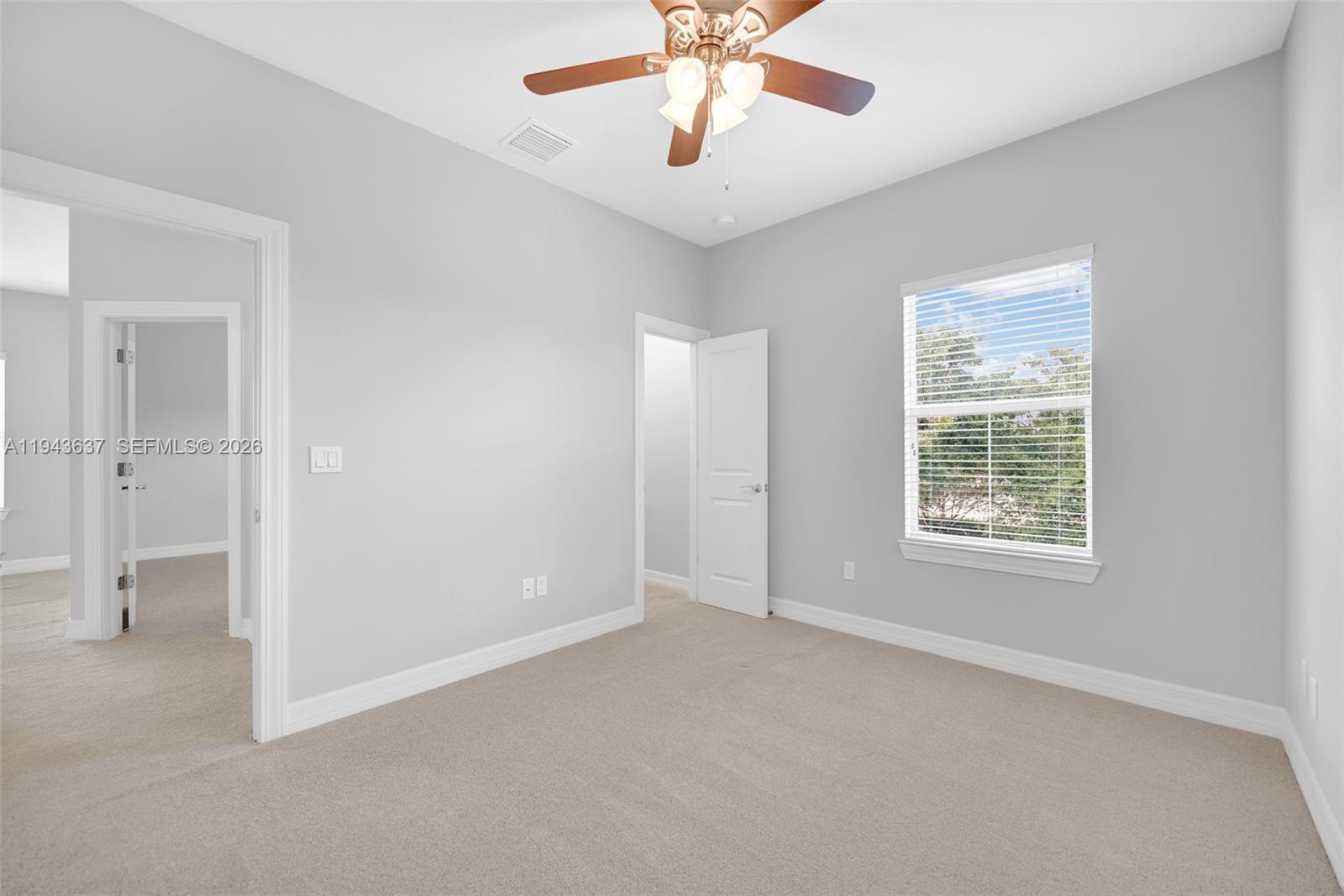 964 Banyan Dr Hollywood, FL 33021