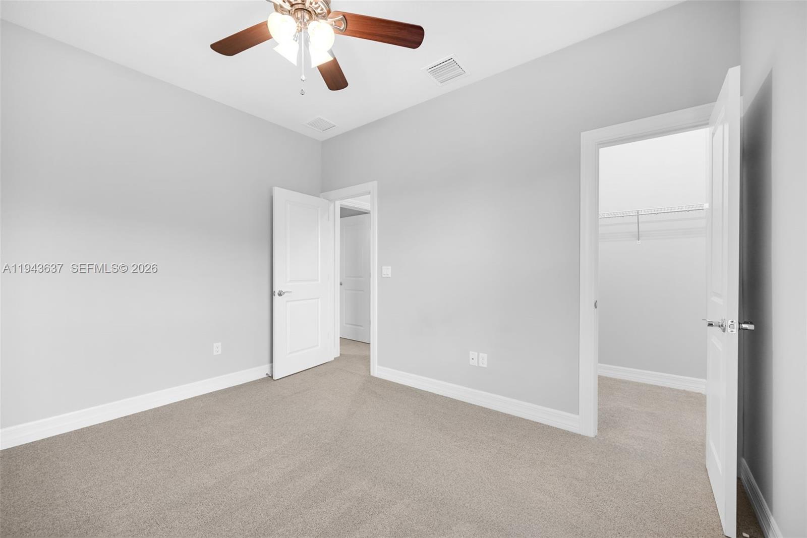 964 Banyan Dr Hollywood, FL 33021