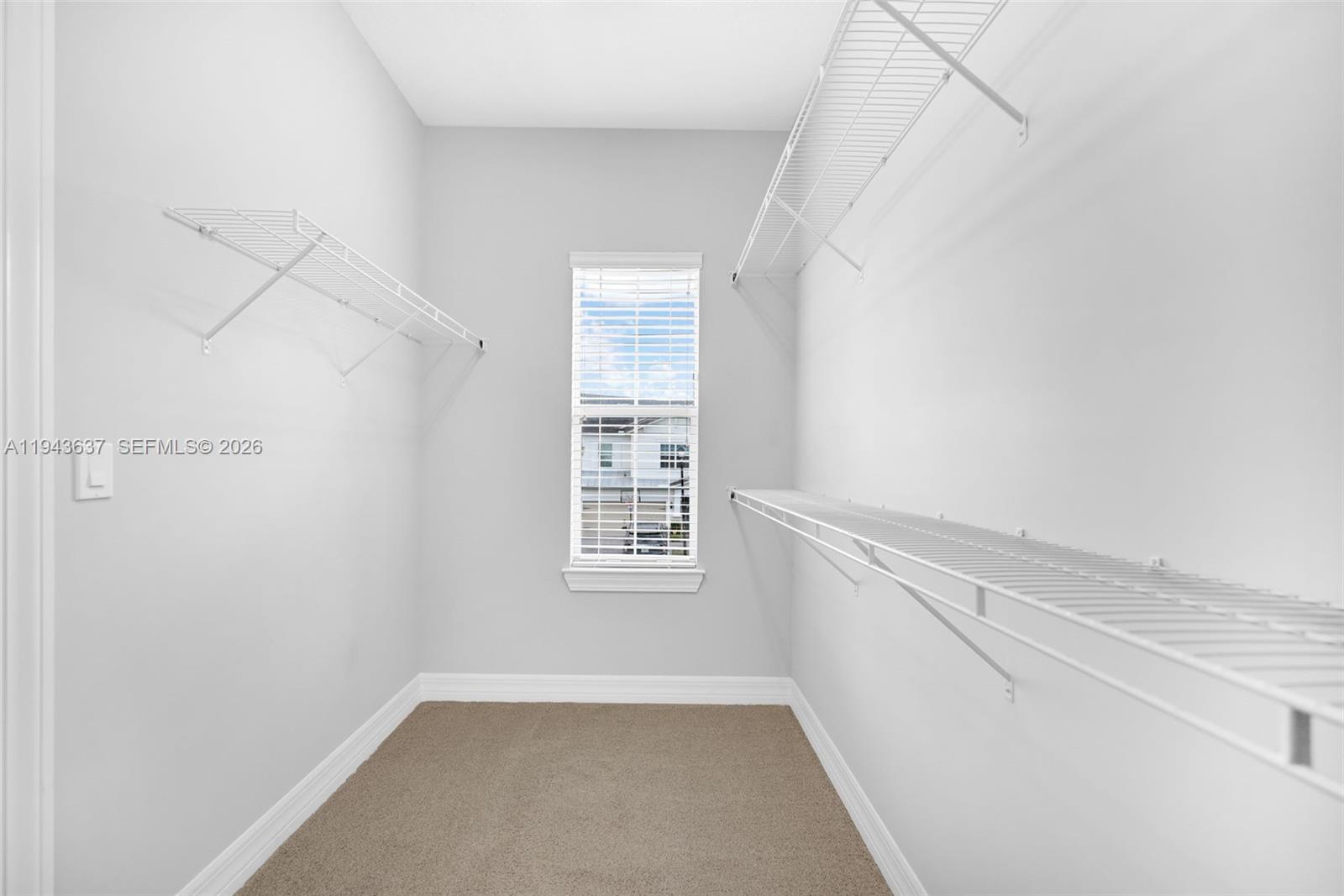 964 Banyan Dr Hollywood, FL 33021