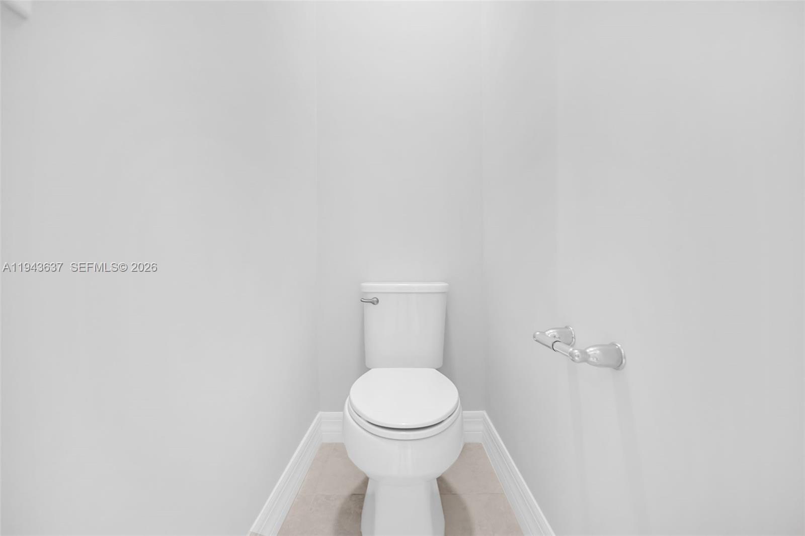 964 Banyan Dr Hollywood, FL 33021