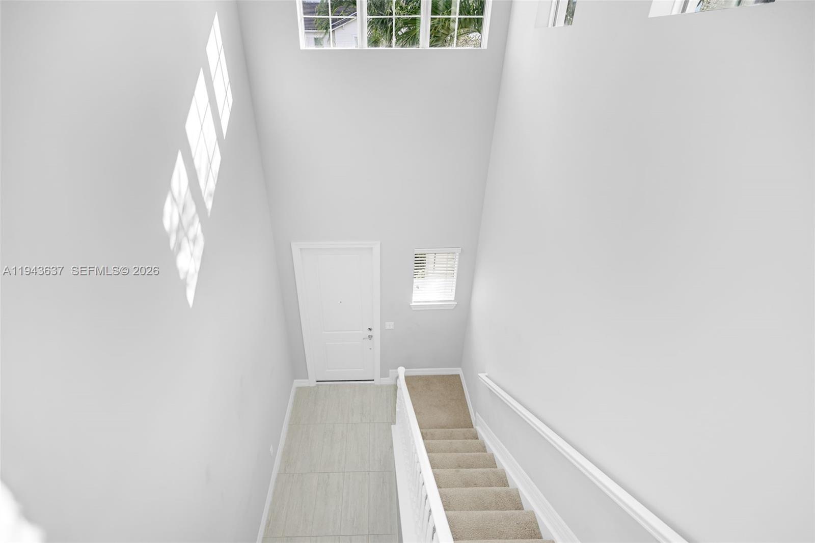 964 Banyan Dr Hollywood, FL 33021