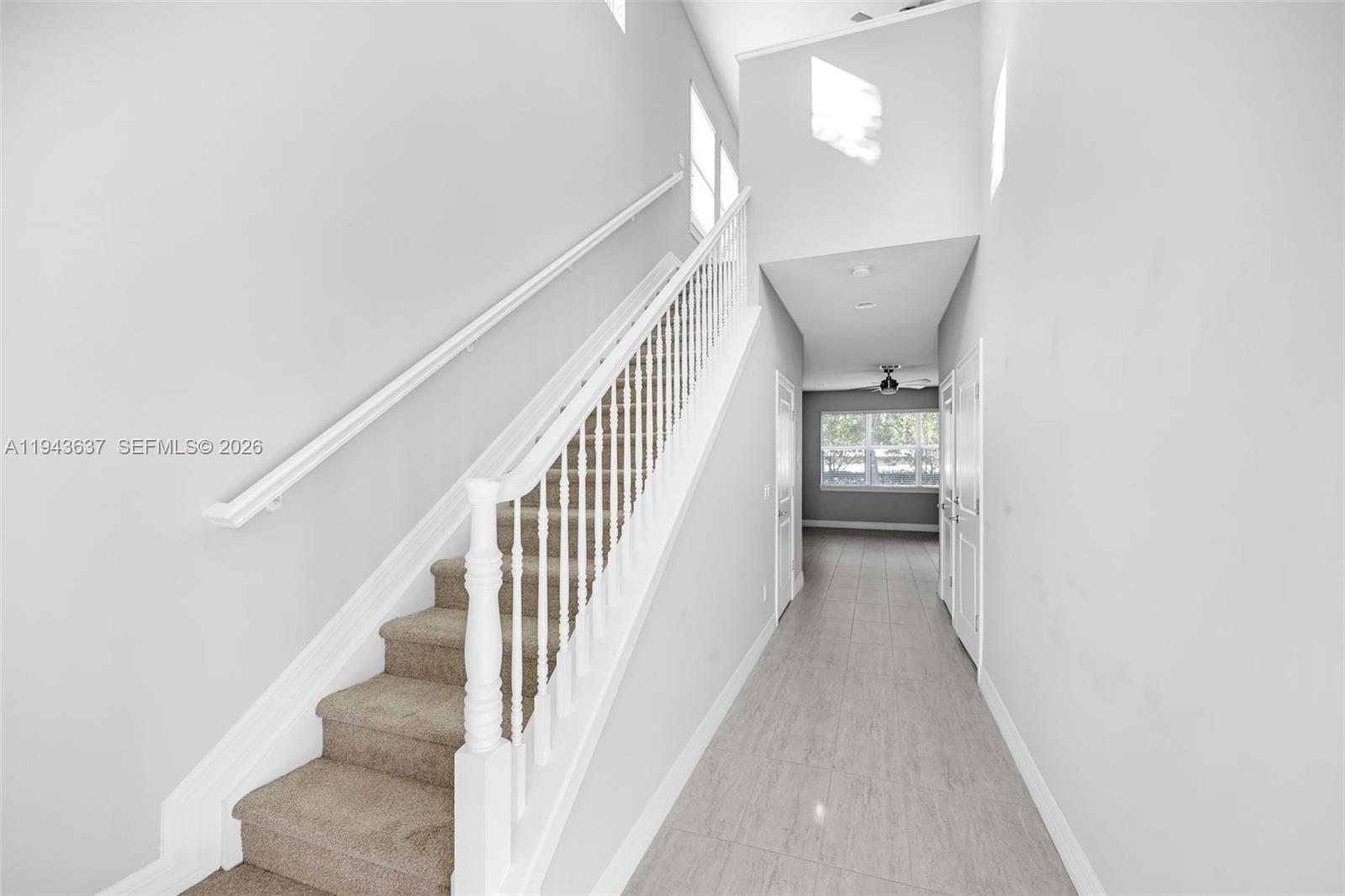 964 Banyan Dr Hollywood, FL 33021