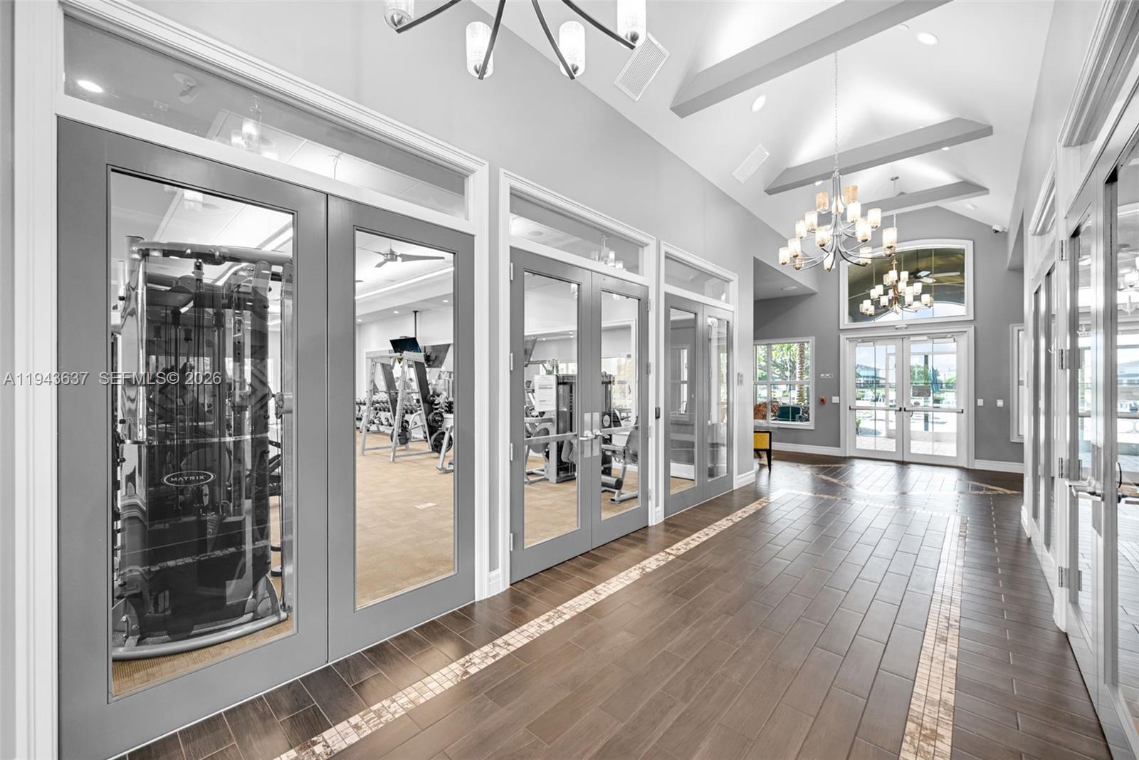 964 Banyan Dr Hollywood, FL 33021