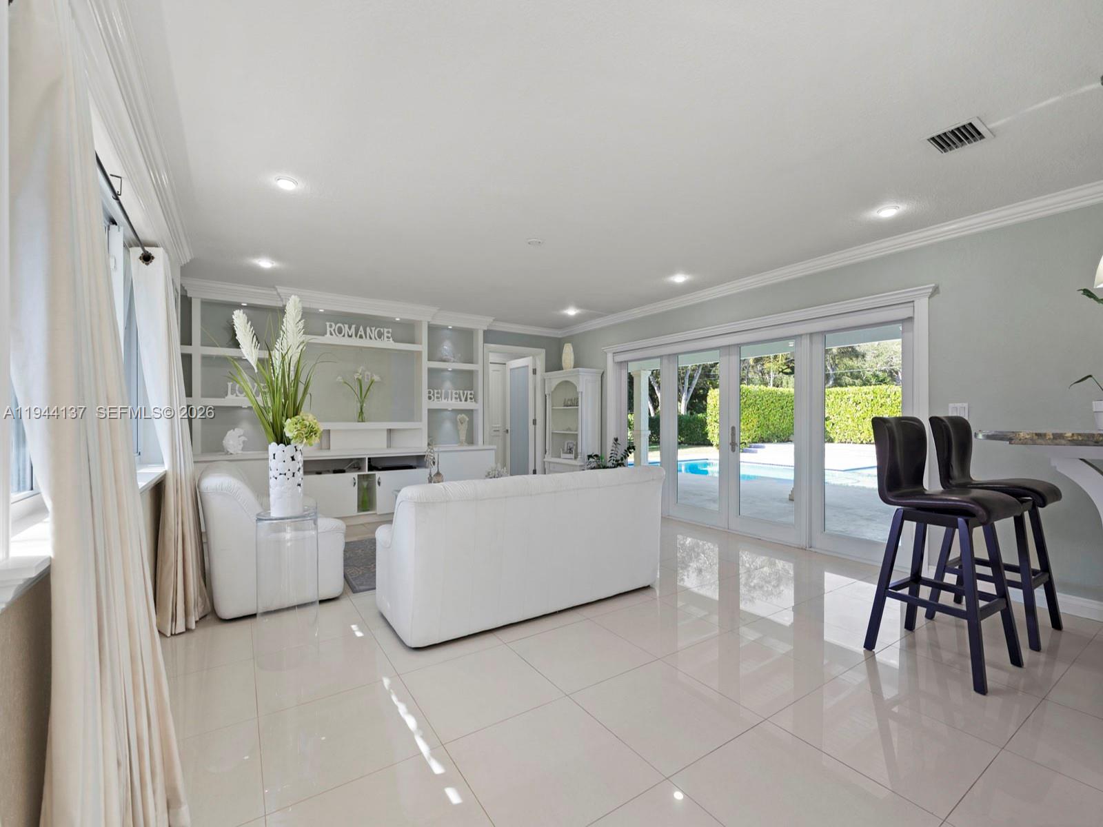 8205 SW 116th St Miami, FL 33156