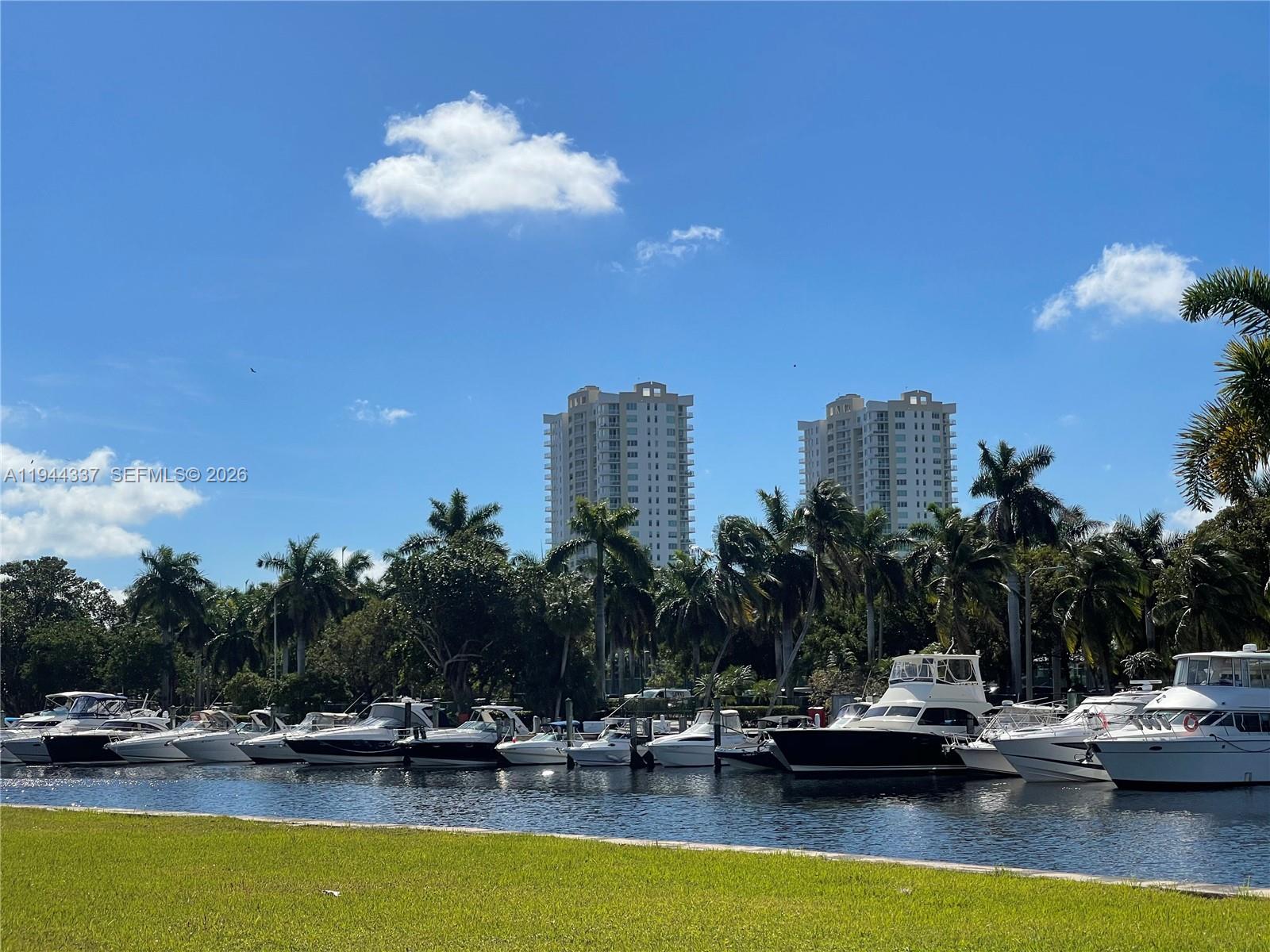 851 Three Iss Blvd #106 Hallandale Beach, FL 33009