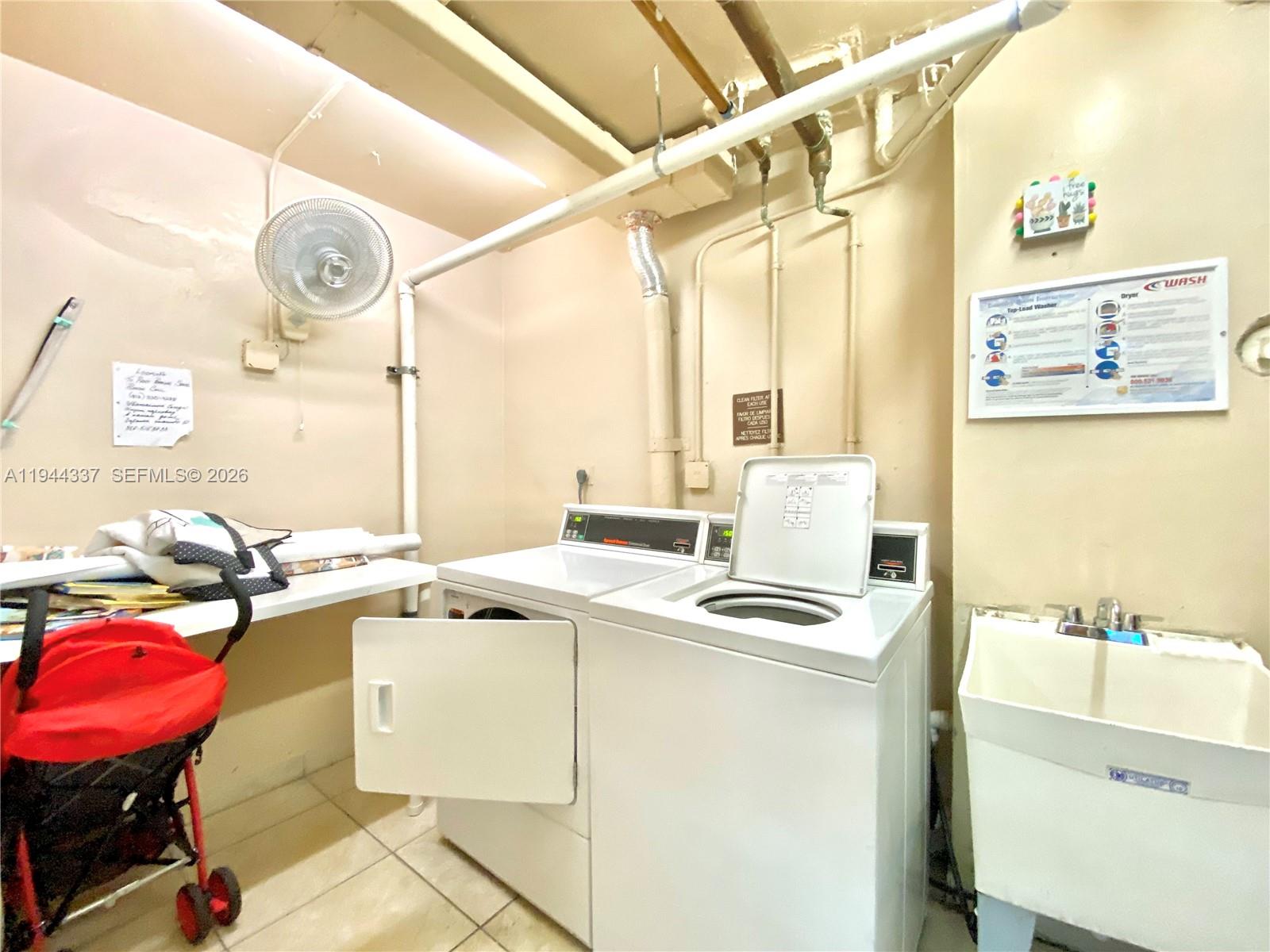 851 Three Iss Blvd #106 Hallandale Beach, FL 33009