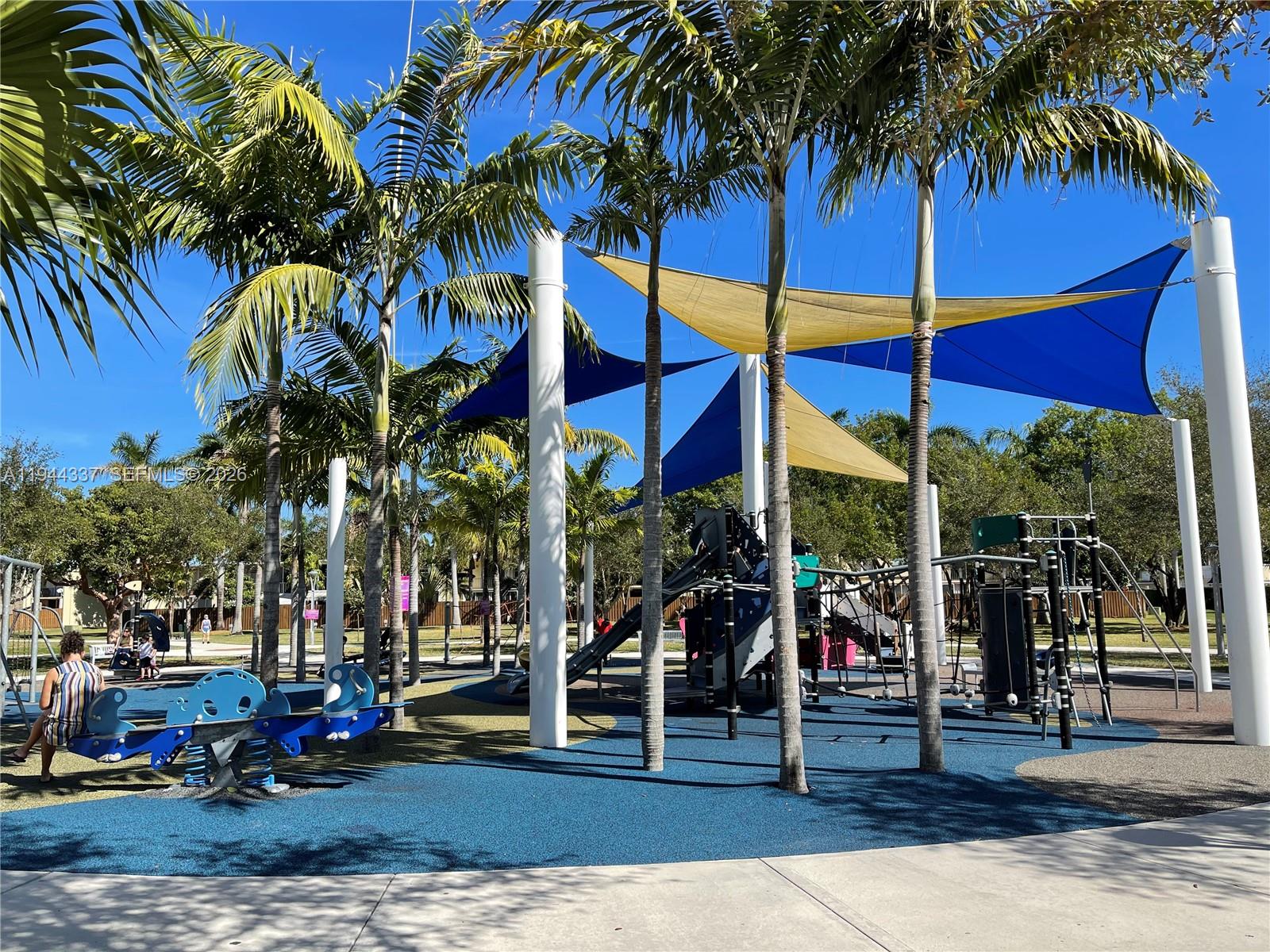 851 Three Iss Blvd #106 Hallandale Beach, FL 33009