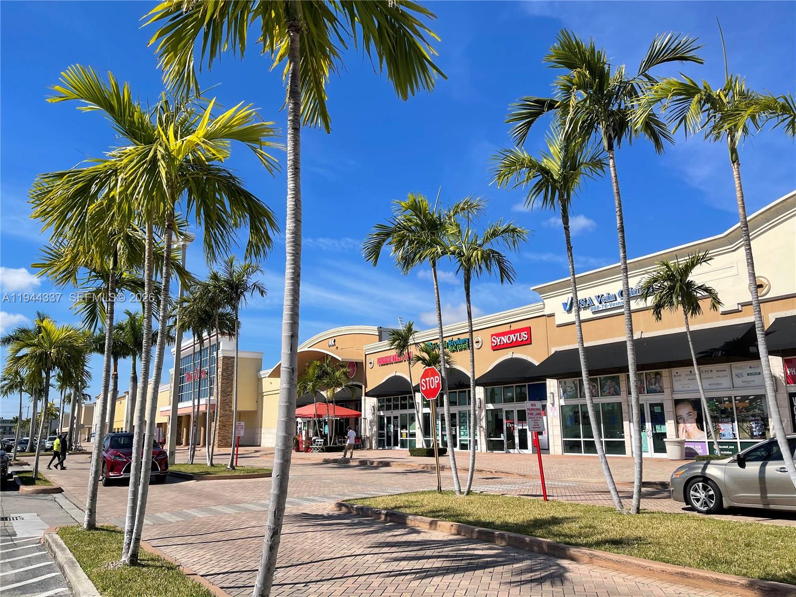 851 Three Iss Blvd #106 Hallandale Beach, FL 33009