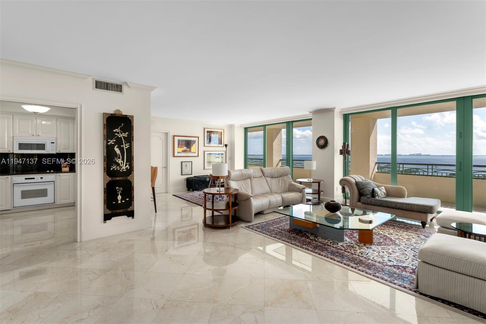 image Ritz-Carlton Coconut Grove1