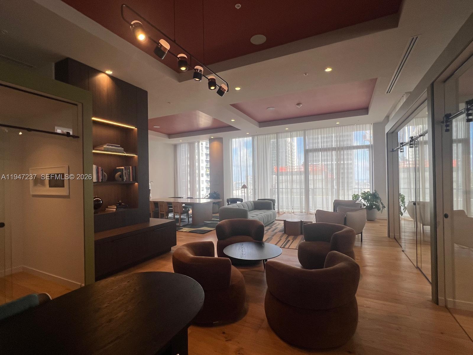 image The Crosby Miami Worldcenter10