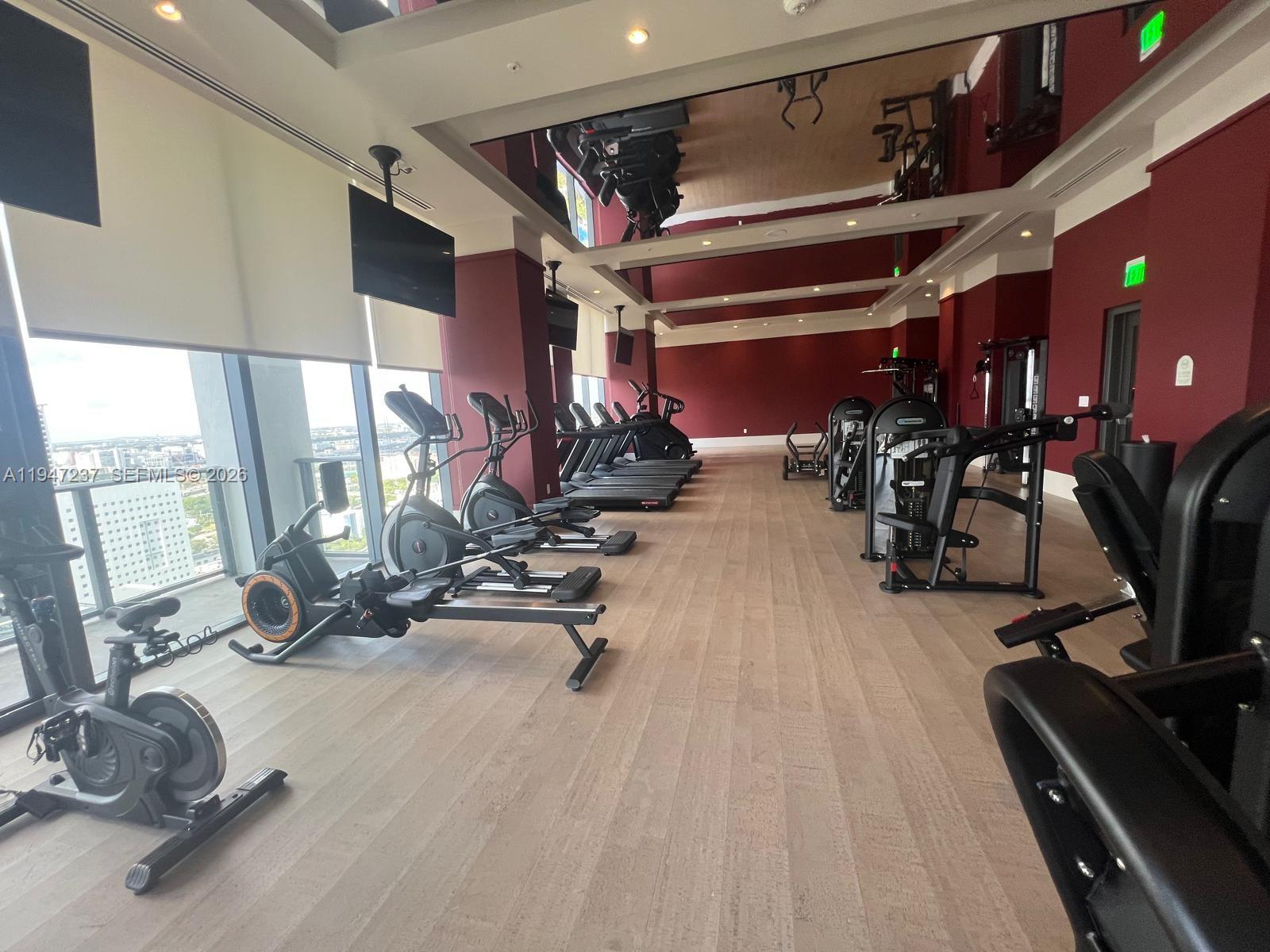 image The Crosby Miami Worldcenter25